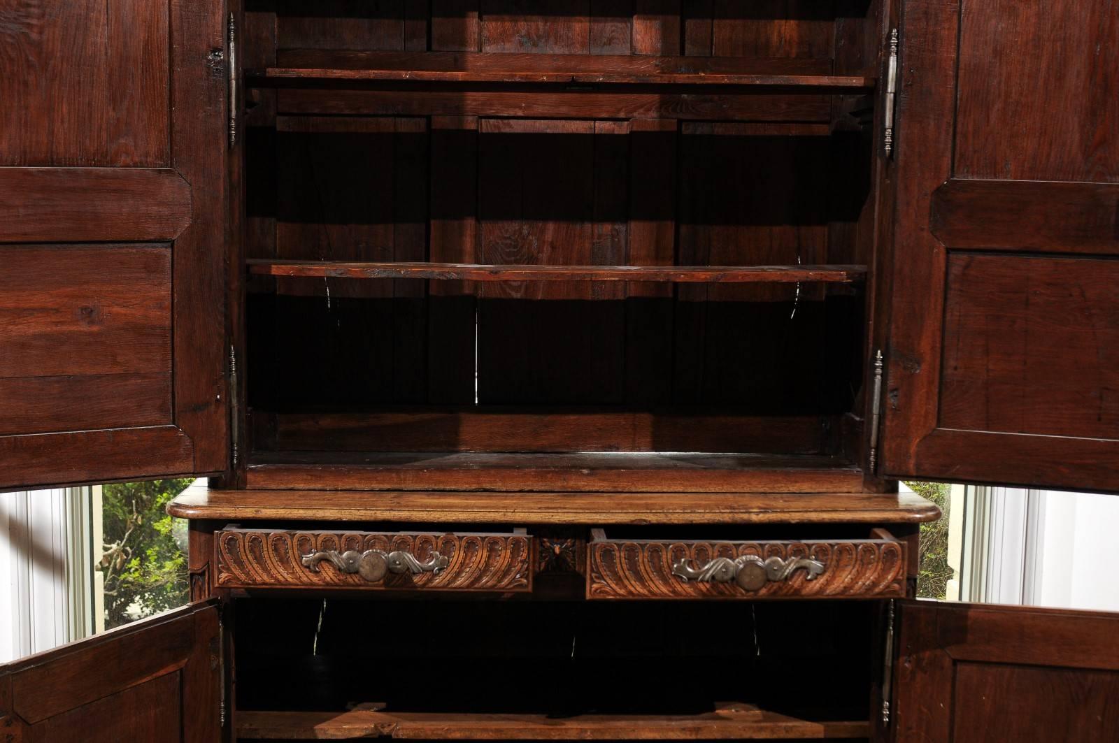19th Century French 1810s Carved Oak Buffet à Deux-Corps from the Picardie Region of France