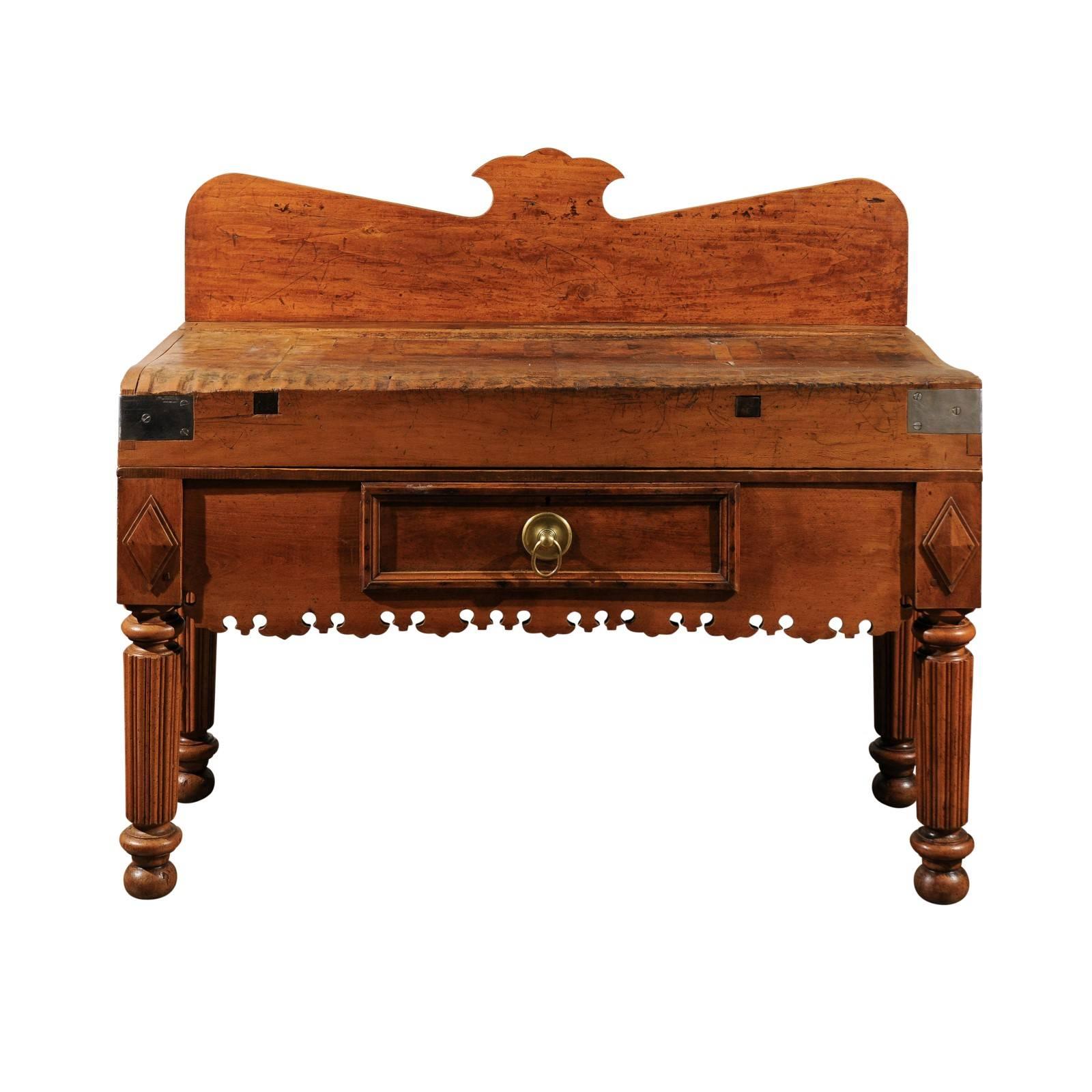 French 1820s Butcher Block Table with Single Drawer, Knife Slot and Carved Apron