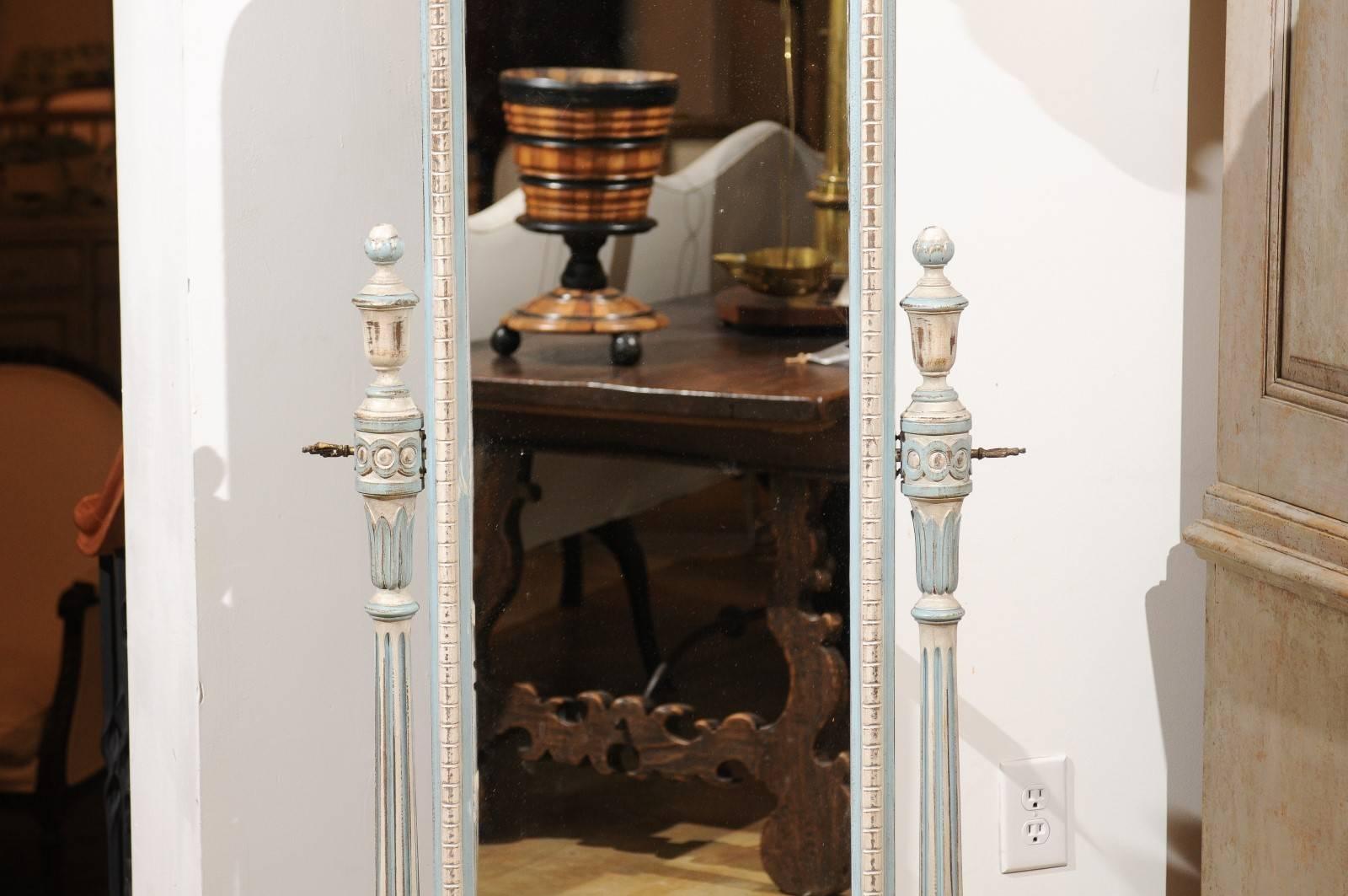 Italian Painted Wooden Cheval Mirror with Neoclassical Decor, Early 20th Century 2