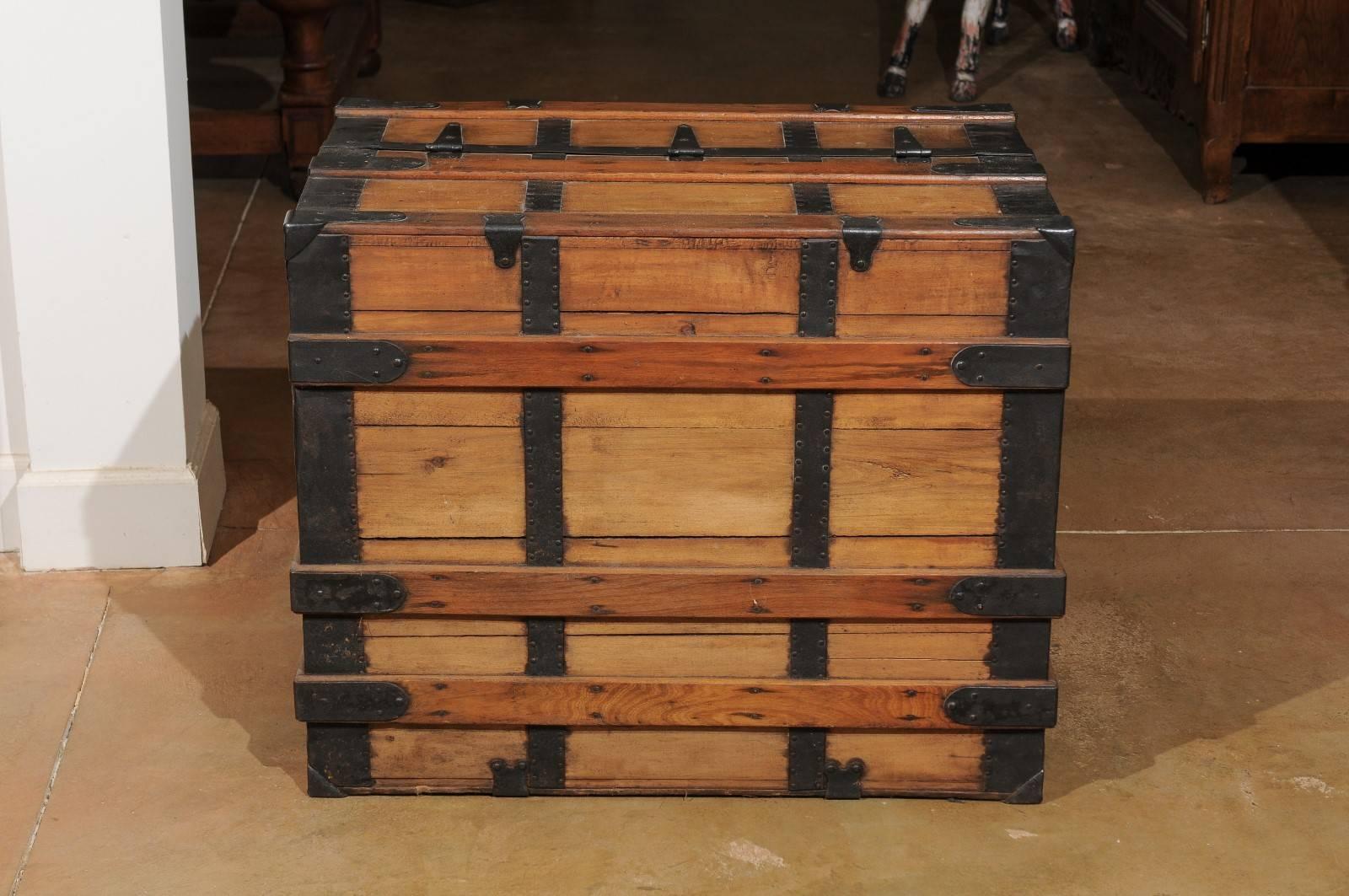 English Wooden Steamer Trunk with Iron Banding and Multiple Compartments In Good Condition In Atlanta, GA