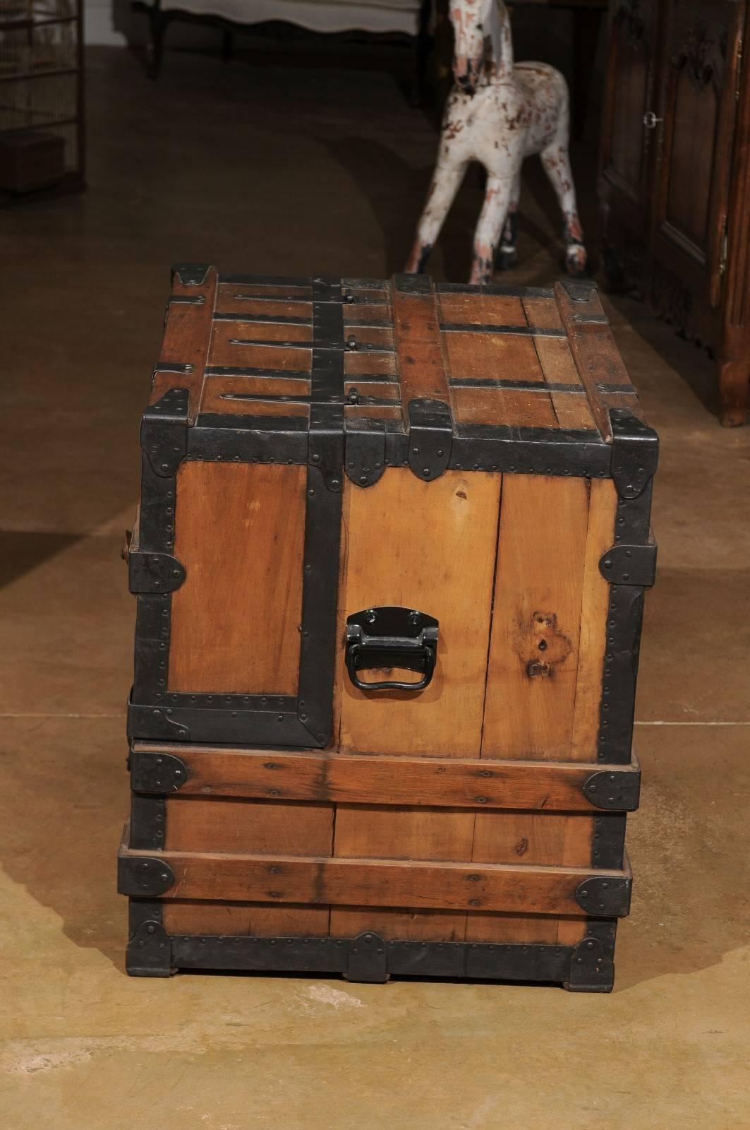 20th Century English Wooden Steamer Trunk with Iron Banding and Multiple Compartments