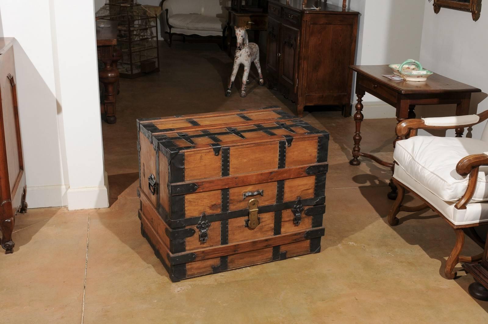 trunk with compartments