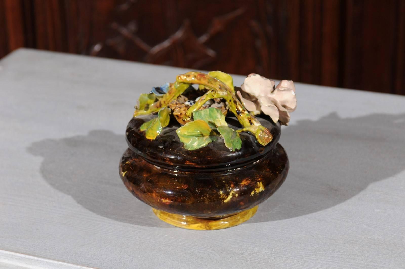 French 19th Century Barbotine Covered Bowl with Floral Décor and Bird's Nest For Sale 2