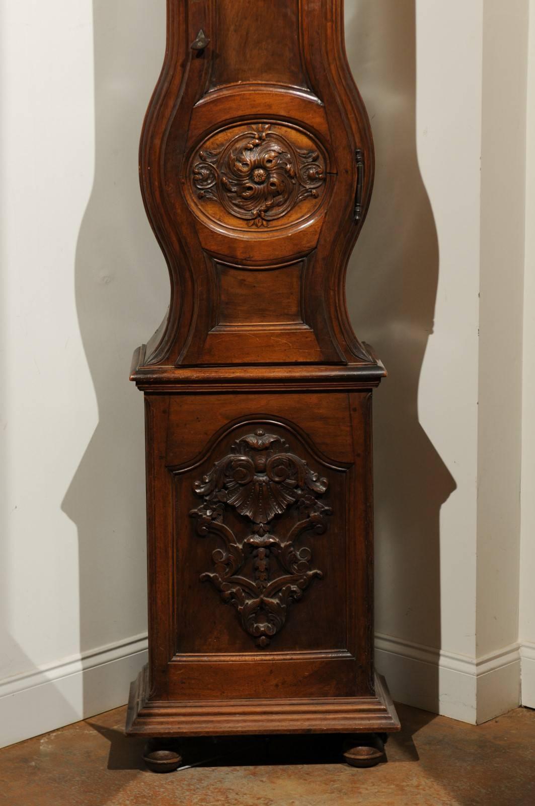 French Louis XV Period Walnut Longcase Clock from the Rhône Valley, circa 1760 In Good Condition For Sale In Atlanta, GA