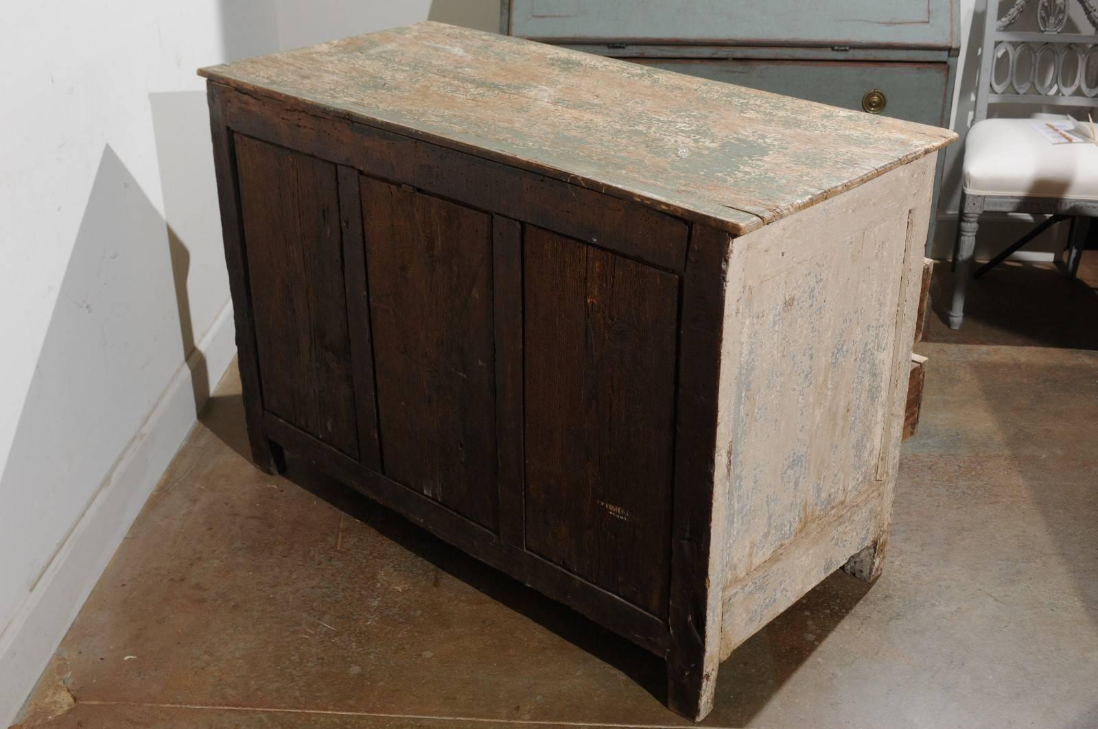 Petite French 1800s Neoclassical Painted Three-Drawer Chest from Aix-en-provence 5