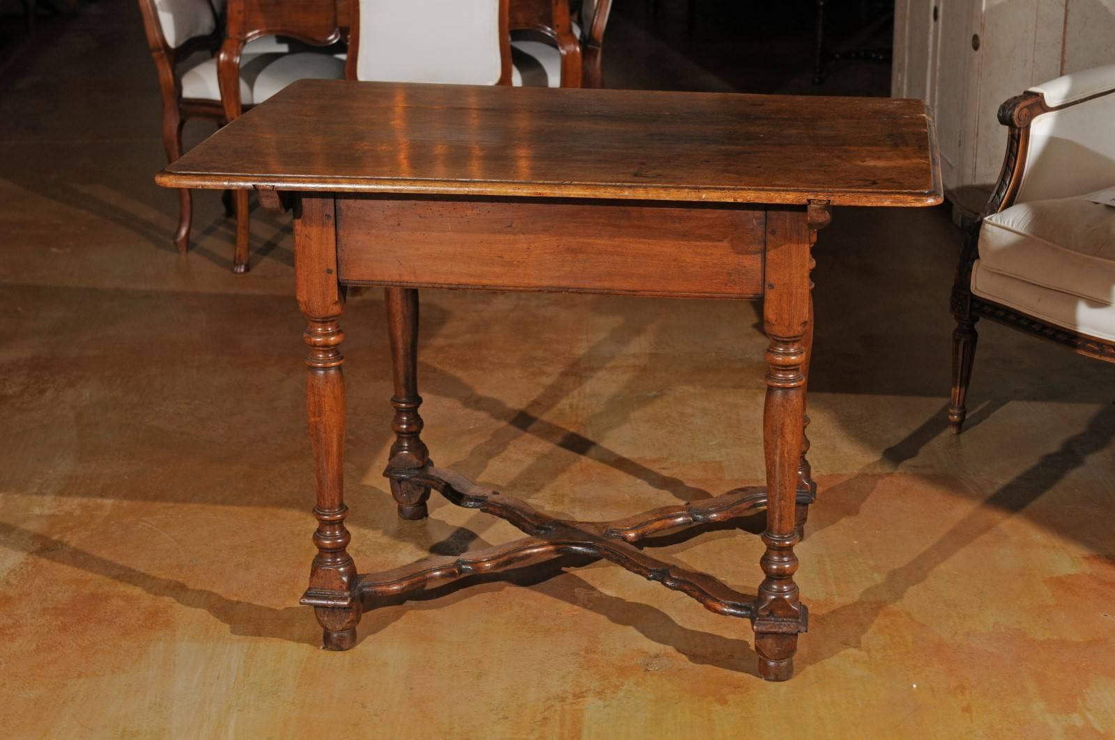 French Late 18th Century Walnut Side Table with X-Form Stretcher and Turned Legs 5