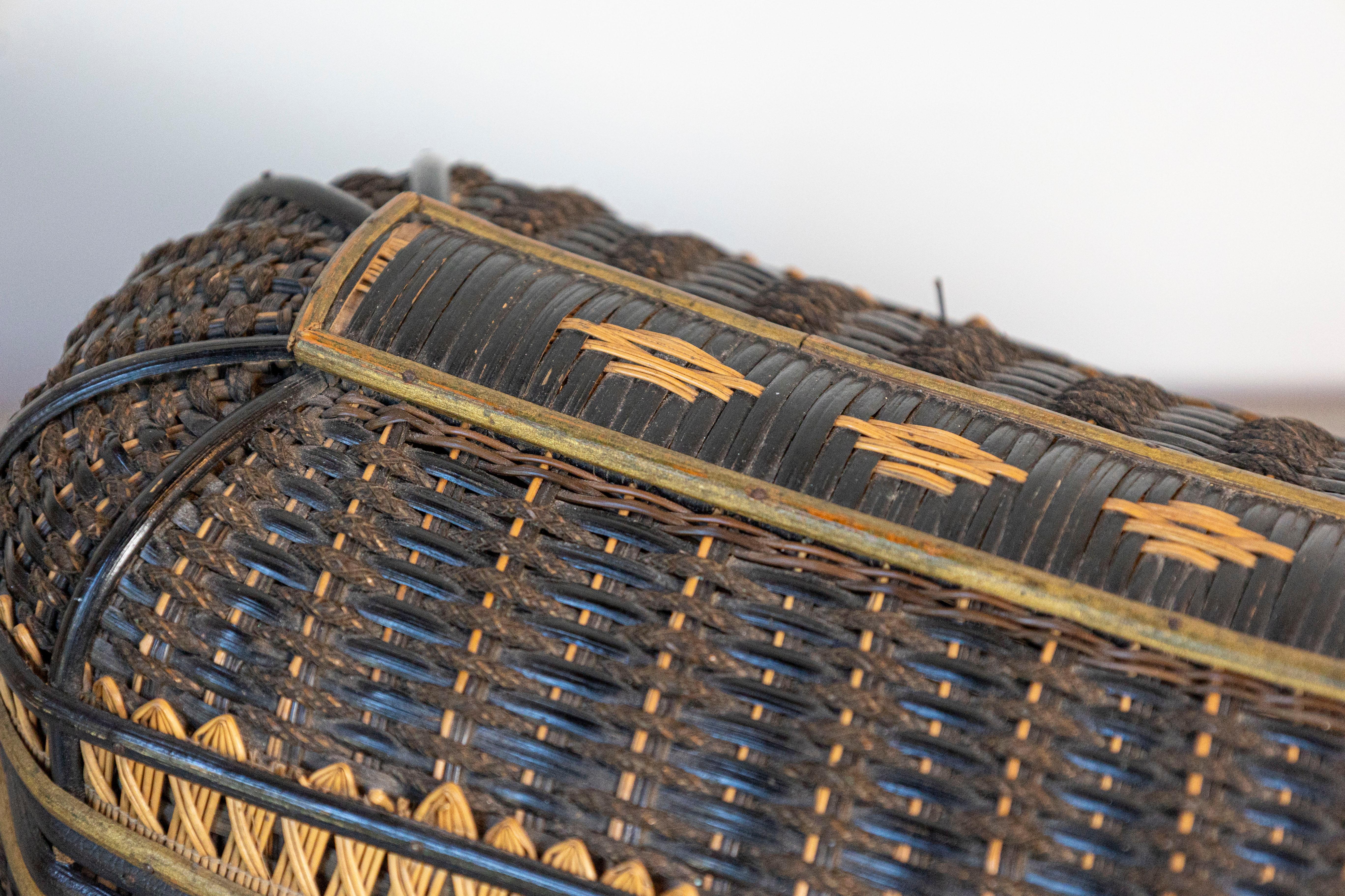 Rustic Swedish 1890s Two-Toned Wicker Tapering Basket with Large Handles For Sale 4