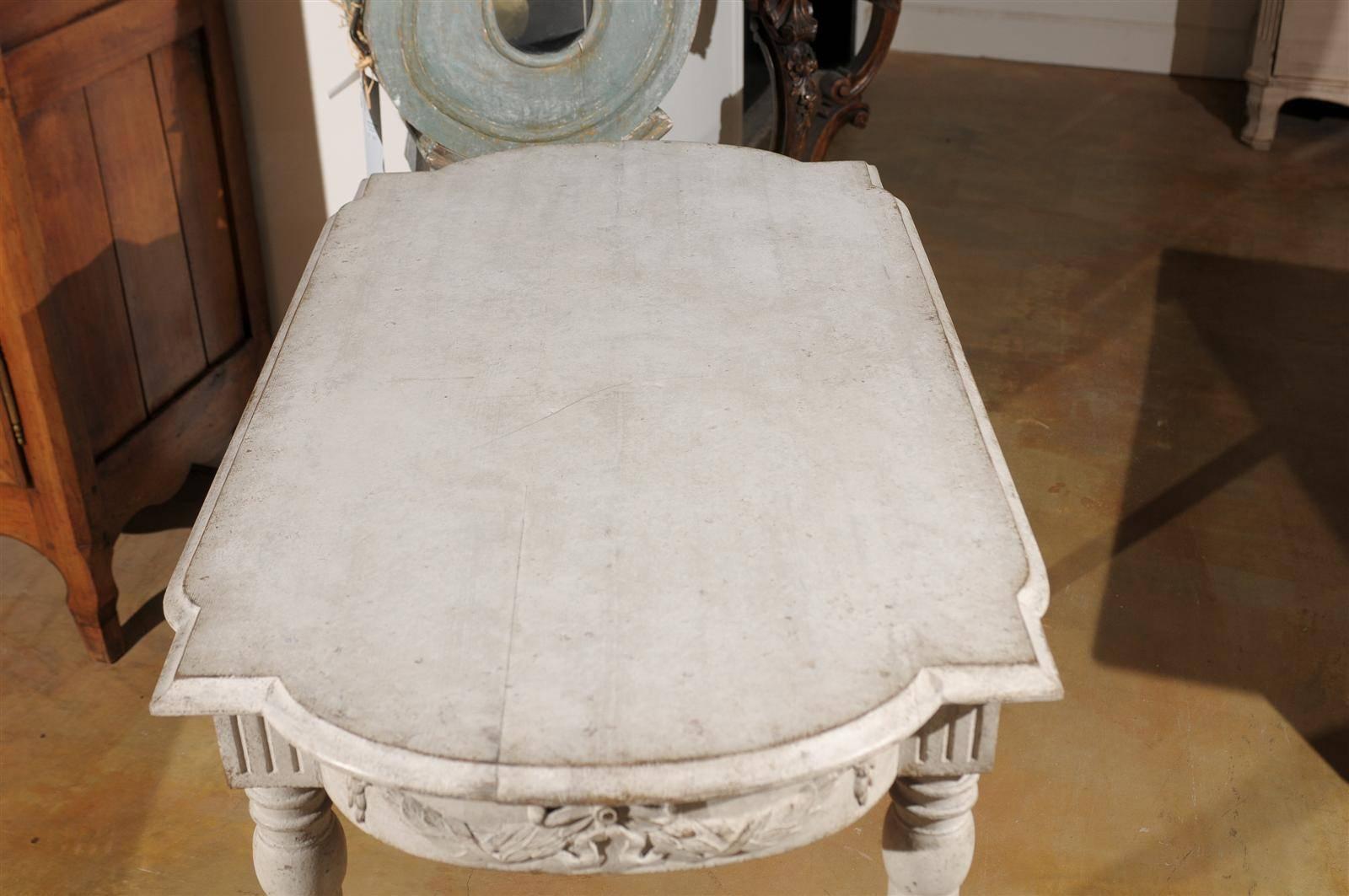 Swedish Gustavian Style Painted Wood Tea Table with Carved Swags, circa 1880 2