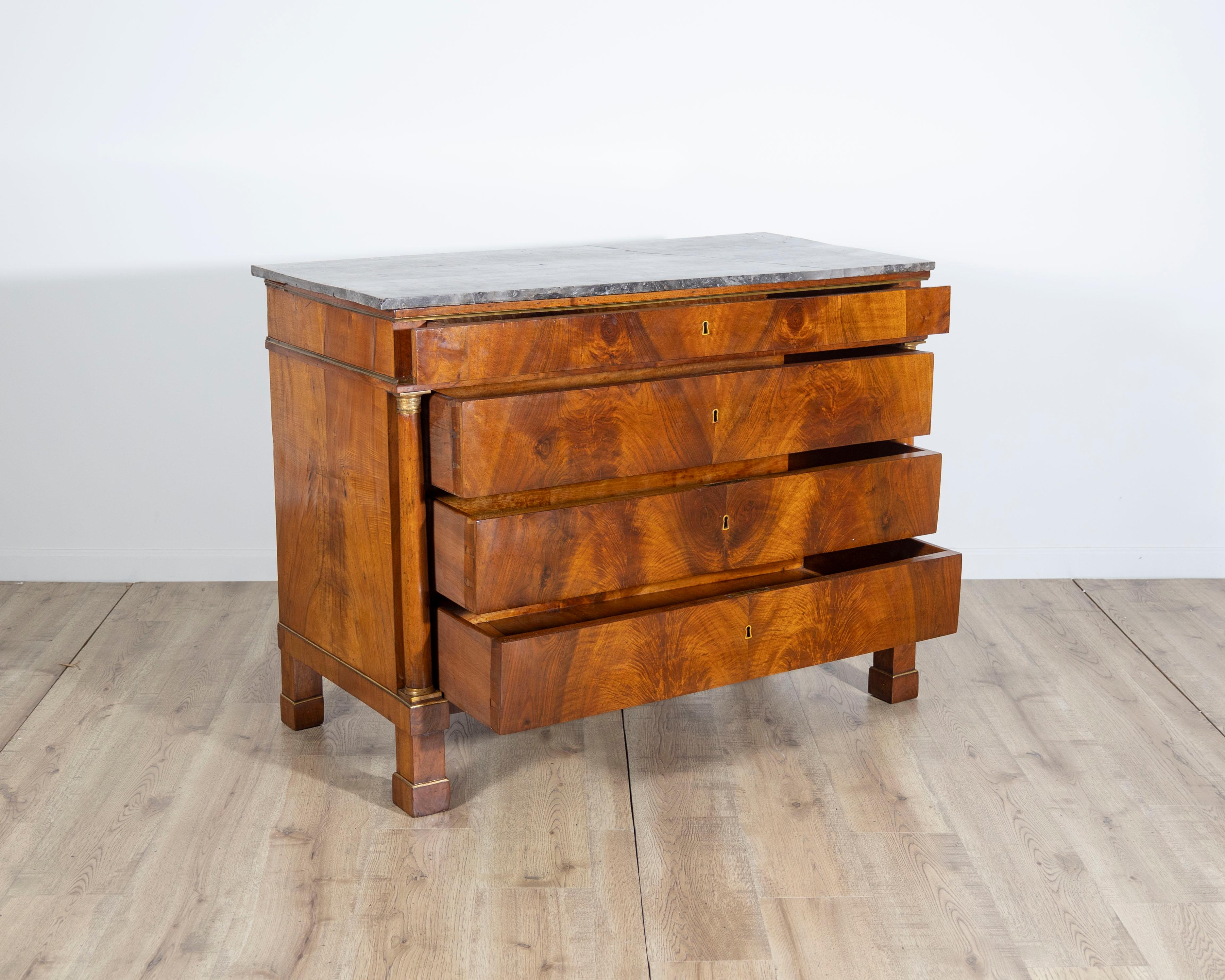 Pair of Early 19th Century Italian Walnut Commodes with Marble Tops For Sale 11