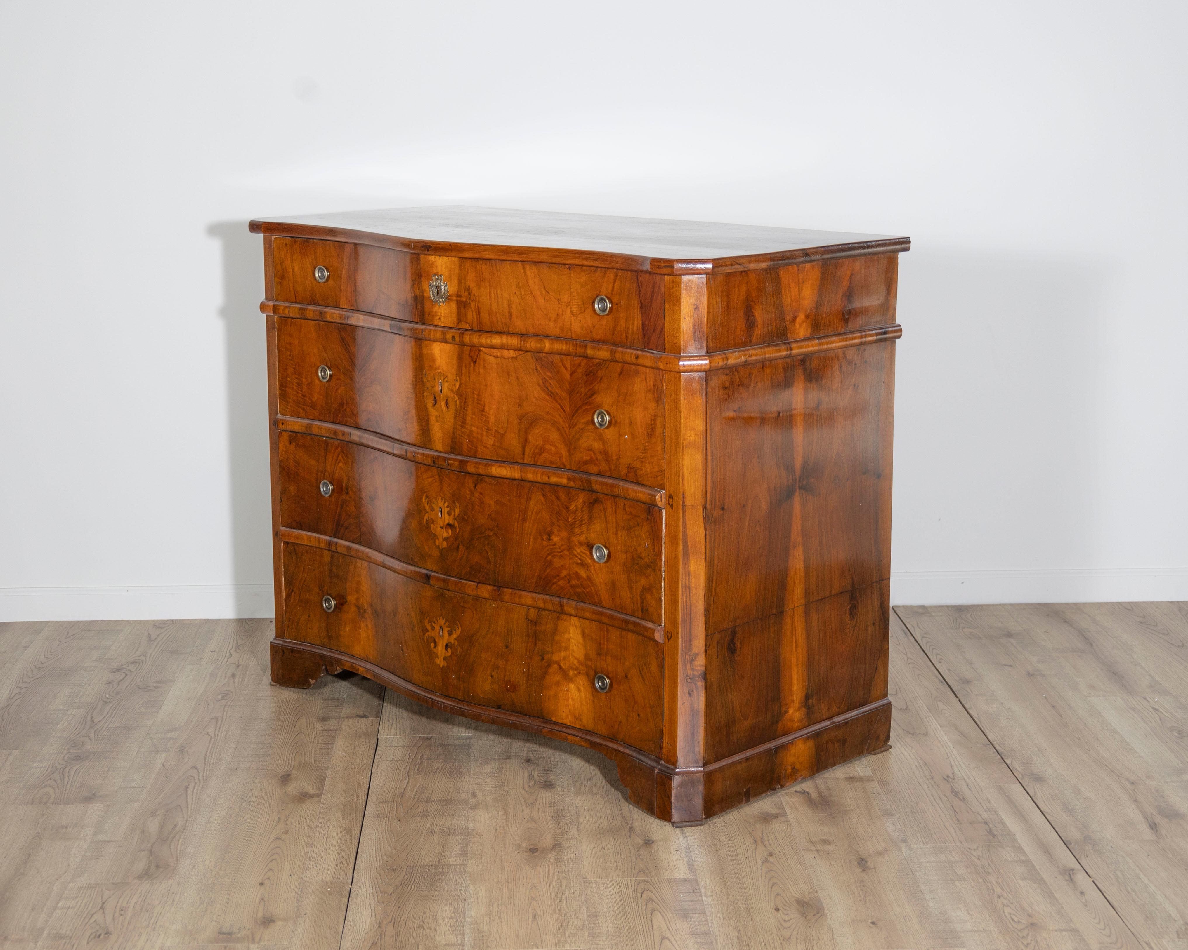 ON HOLD - Pair of 18th Century Italian Commodes For Sale 5