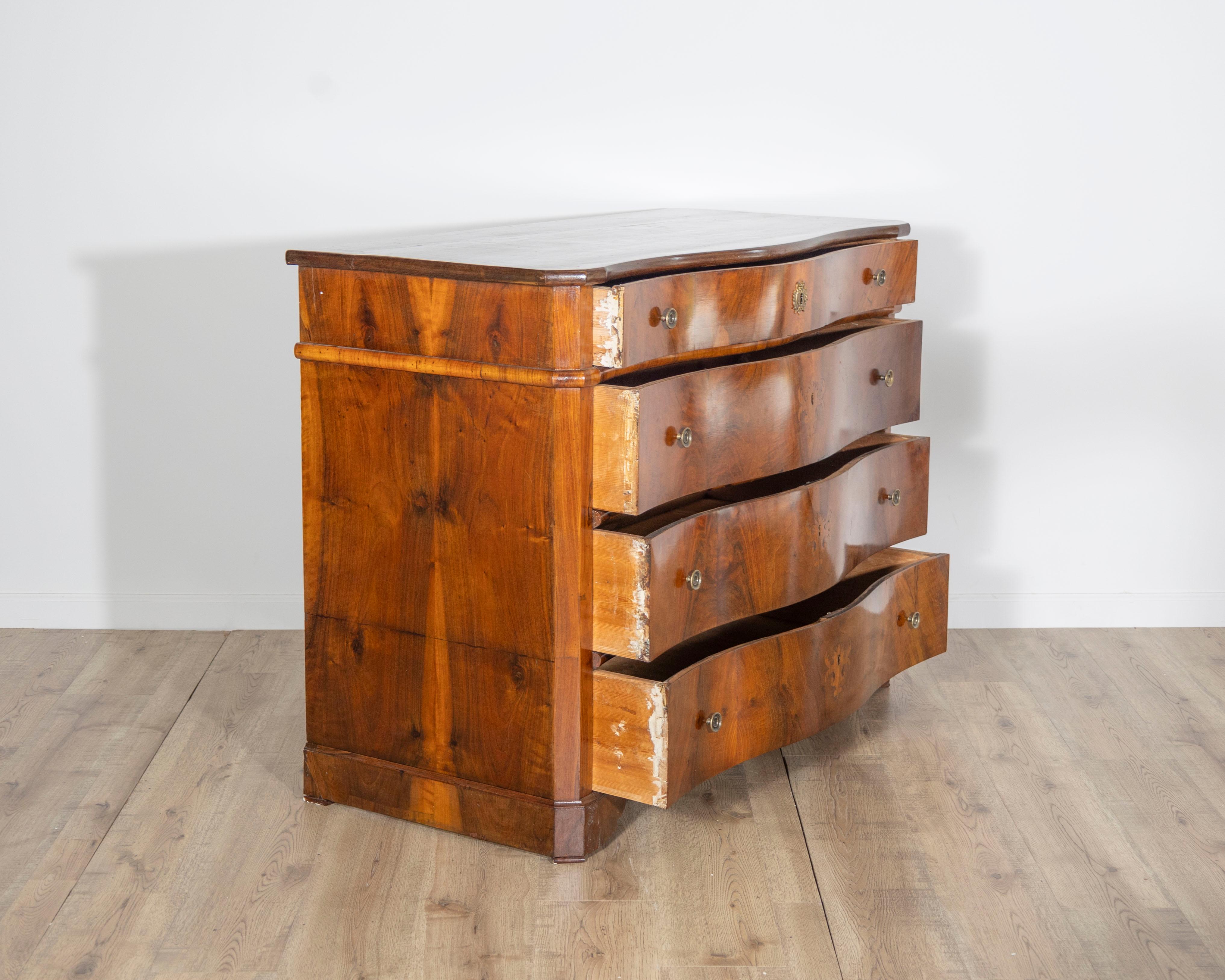 ON HOLD - Pair of 18th Century Italian Commodes For Sale 7