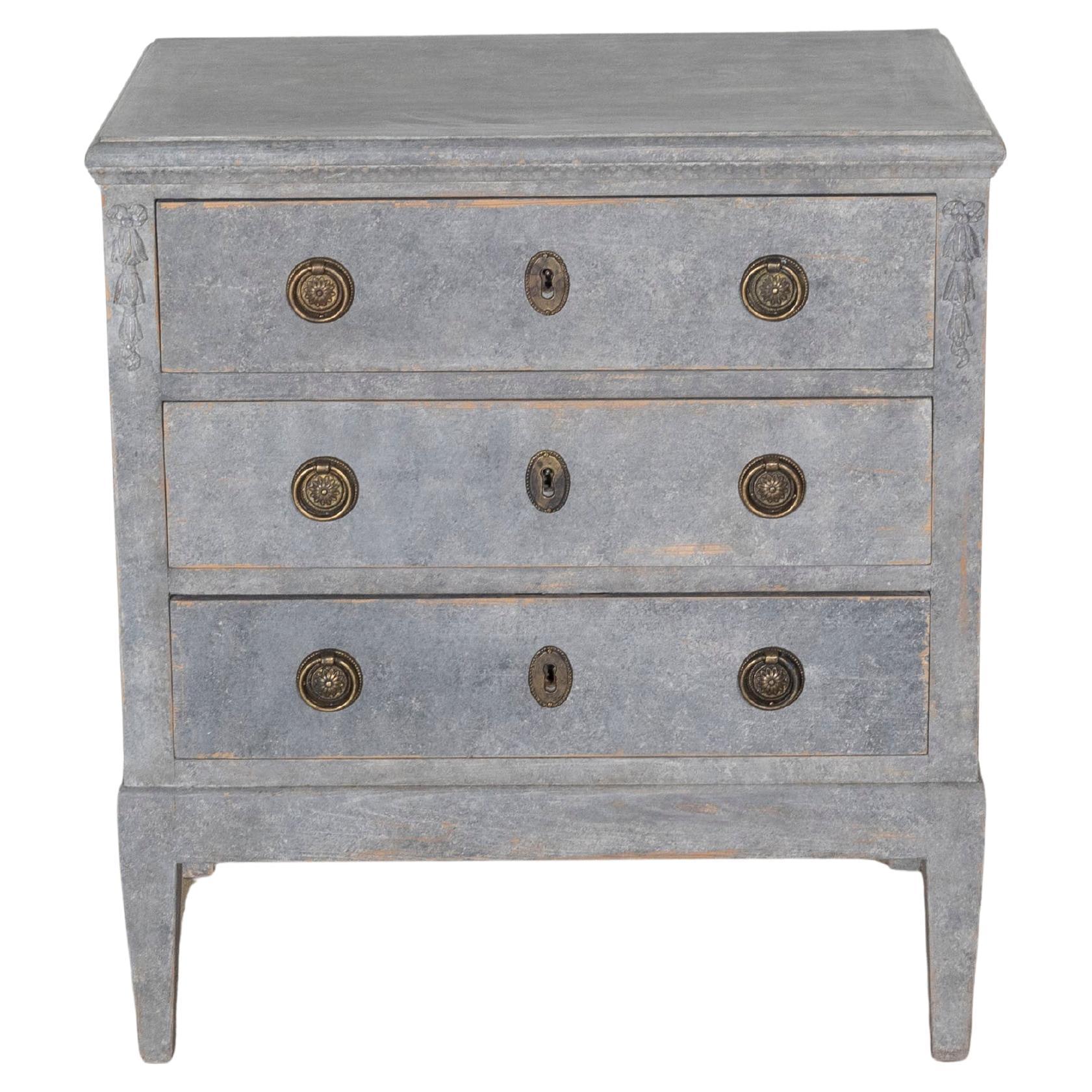Swedish Painted Chest of Drawers in Grey-Blue, circa 1920