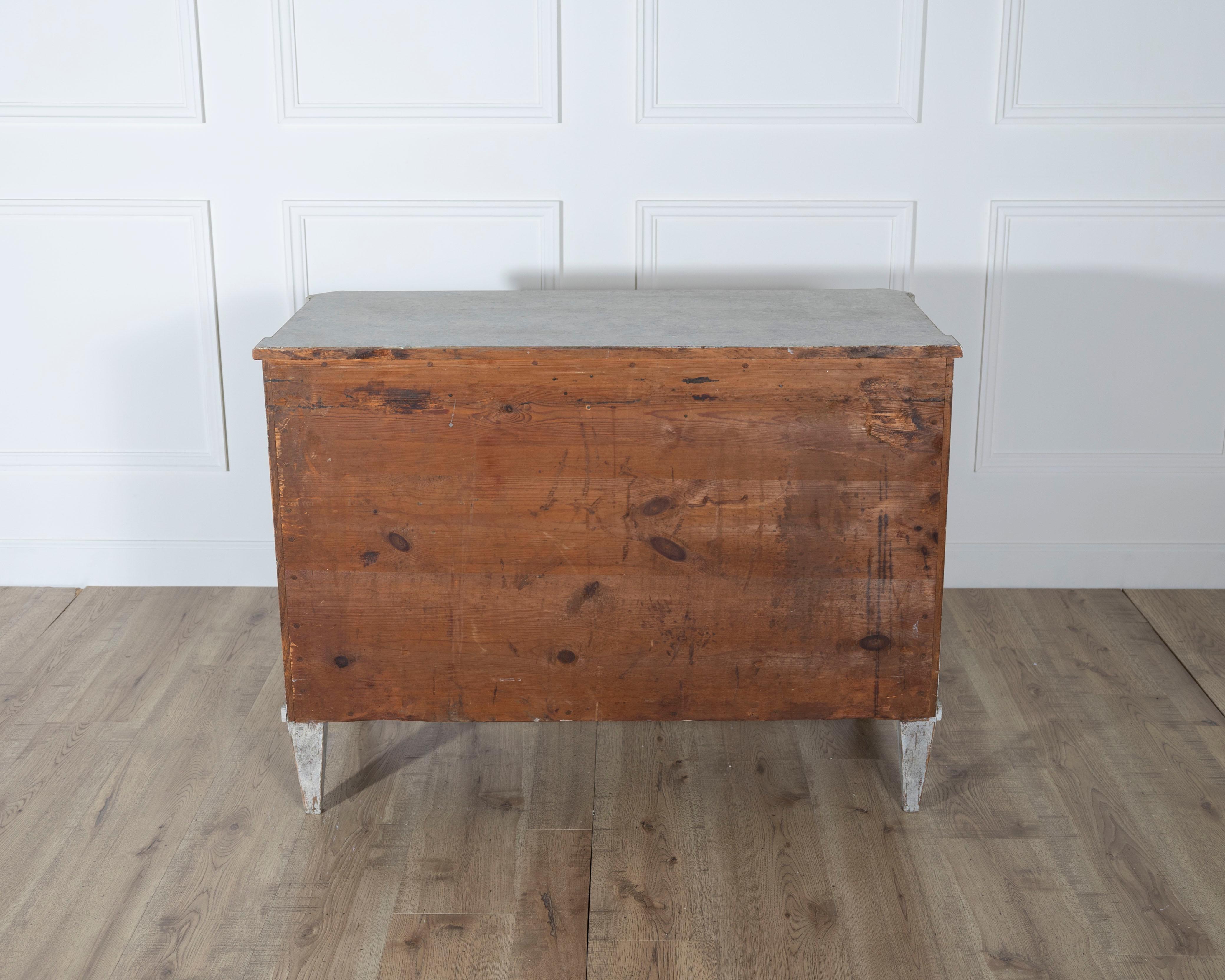 Swedish Gustavian Chest of Drawers with Internal Dividers, circa 1800 For Sale 5