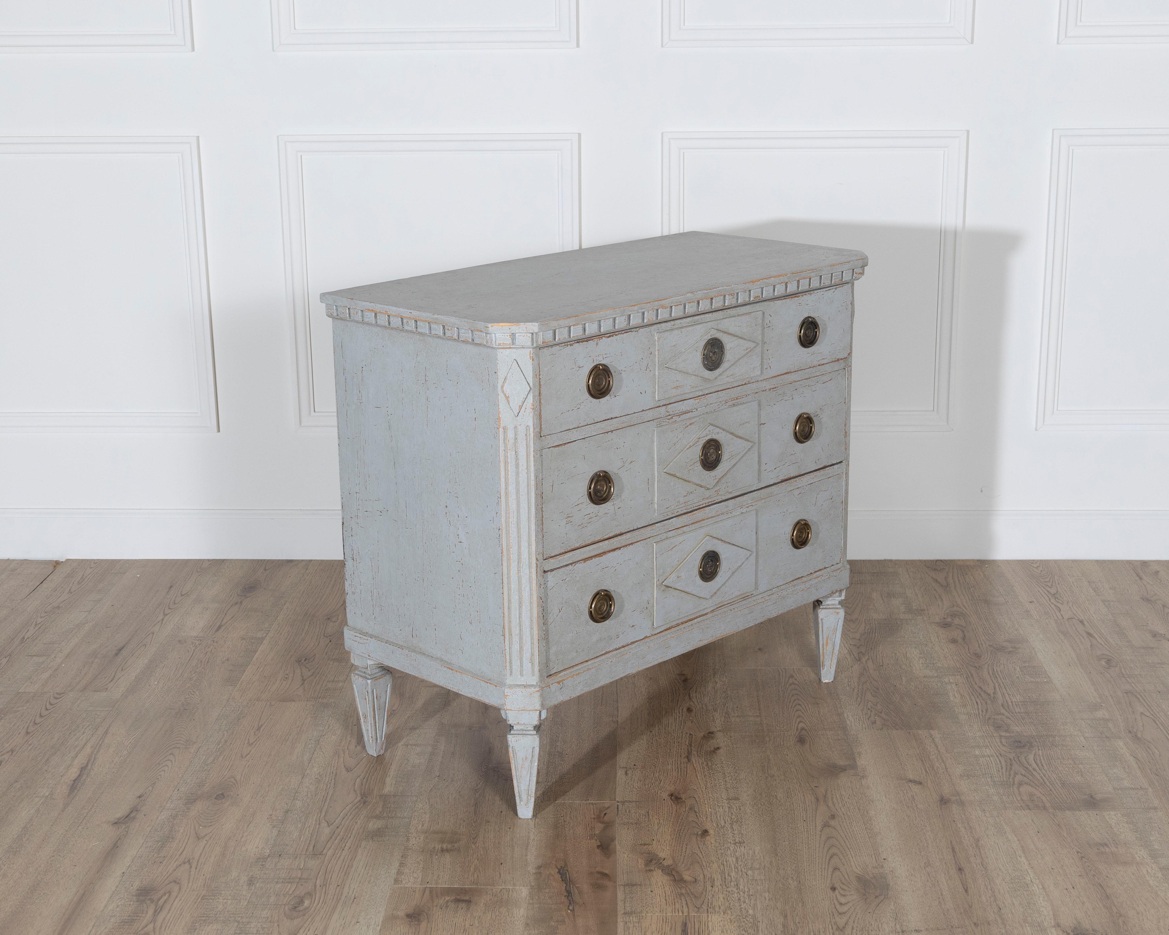 20th Century Pair of Swedish Gustavian Style Painted Chests with Carved Detail, circa 1920 For Sale