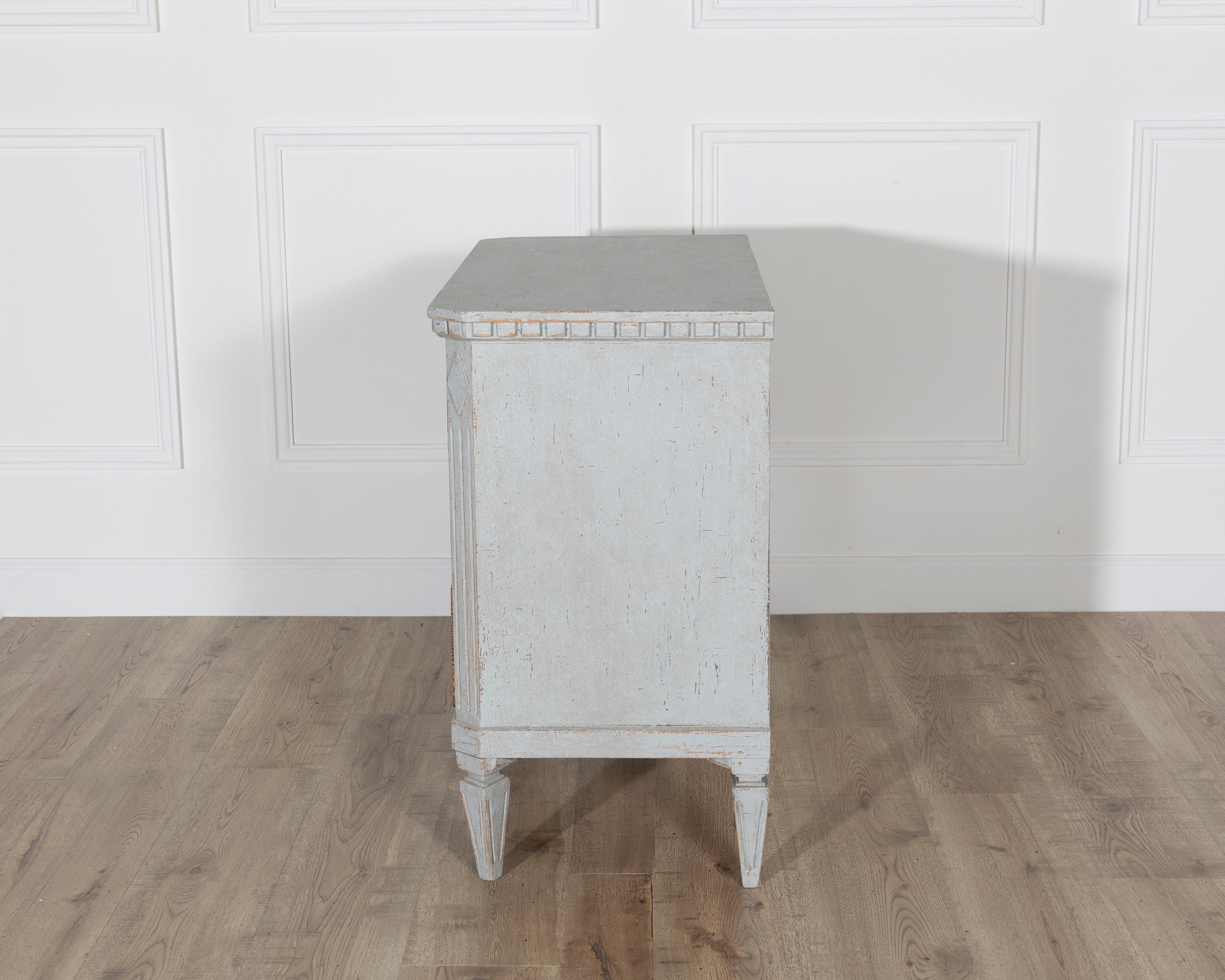 Pair of Swedish Gustavian Style Painted Chests with Carved Detail, circa 1920 For Sale 7