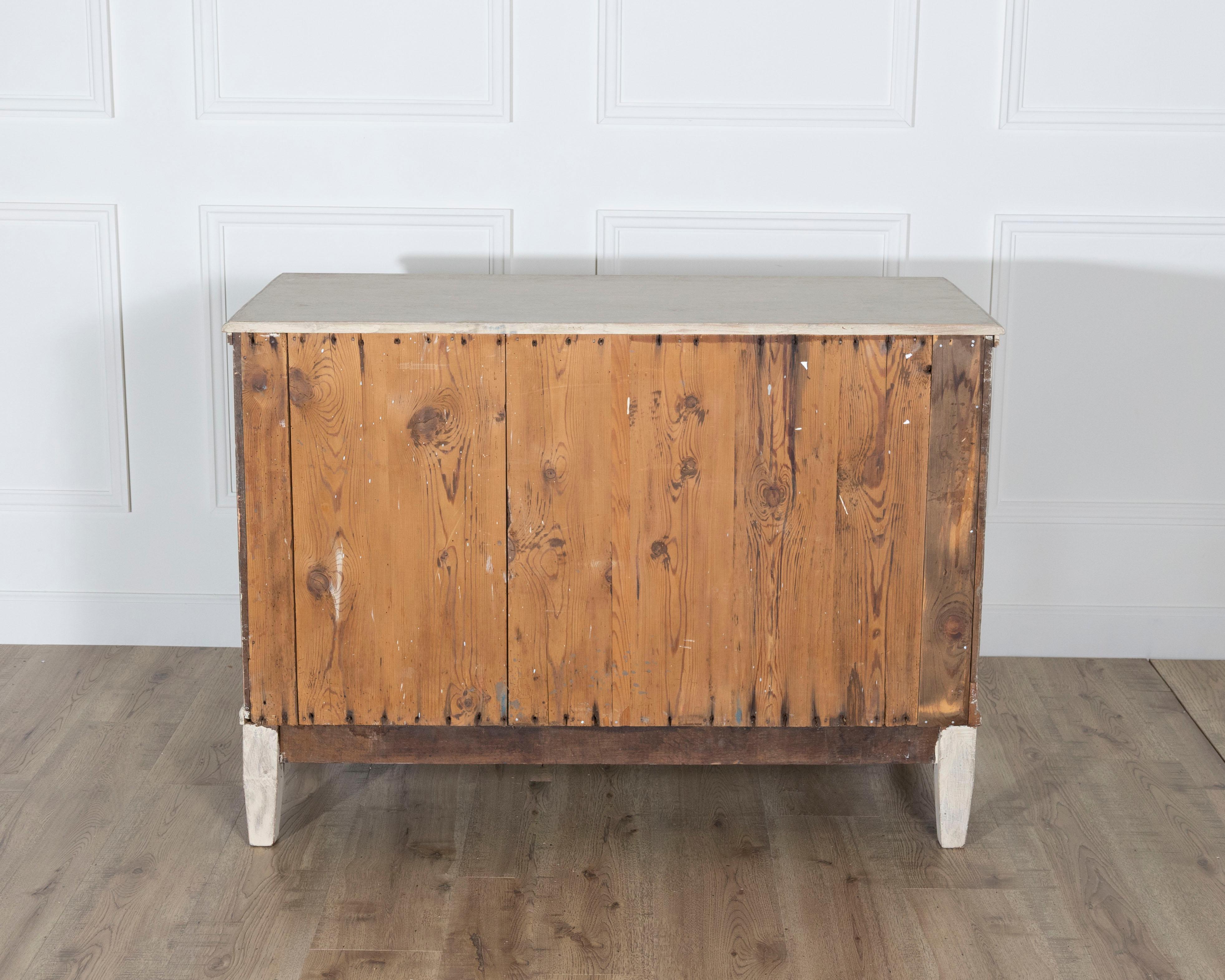 Ancienne commode danoise en chêne et pin peints, vers le 19e siècle en vente 2