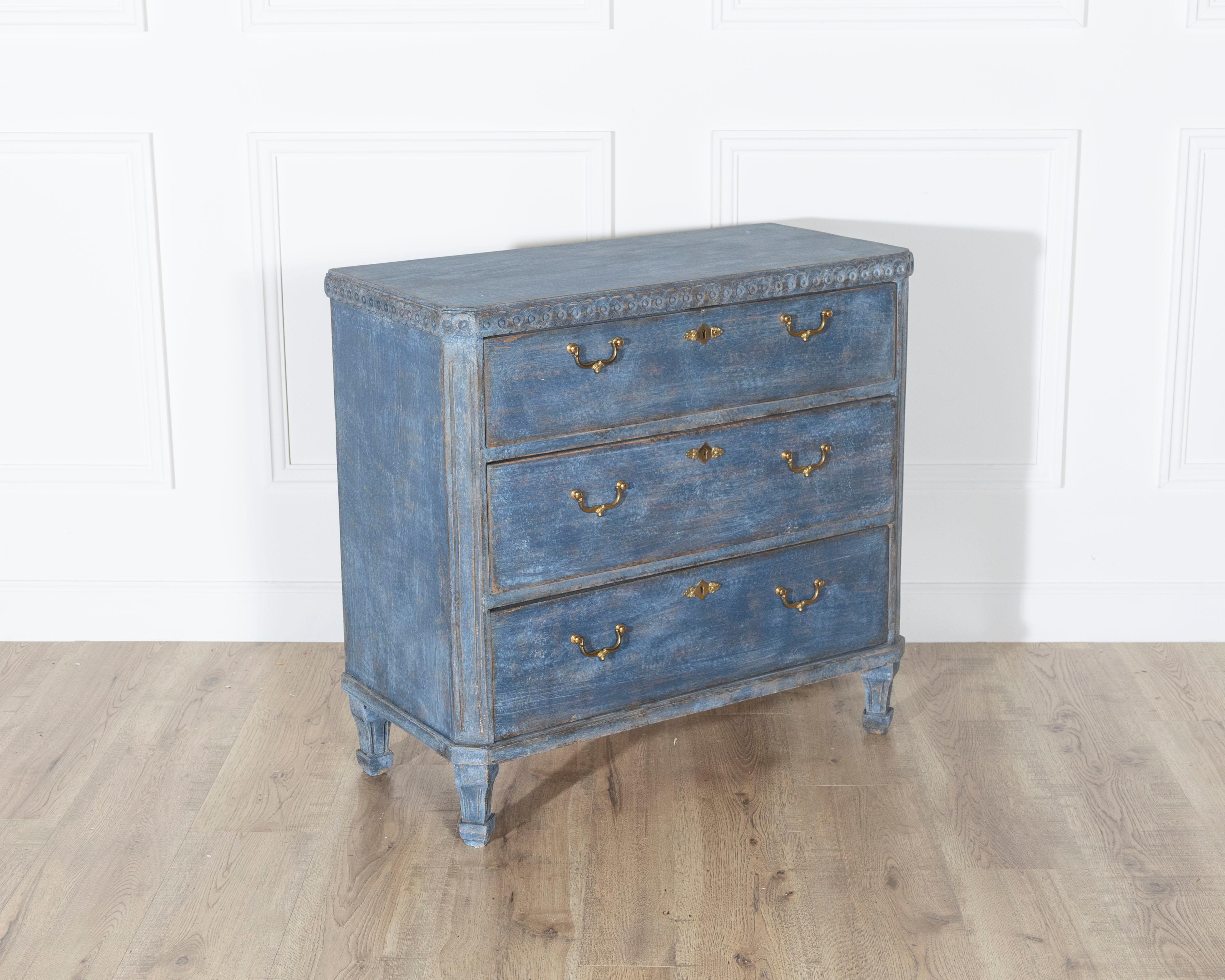Pair of Swedish Blue Painted Chests of Drawers, circa 1870 For Sale 3