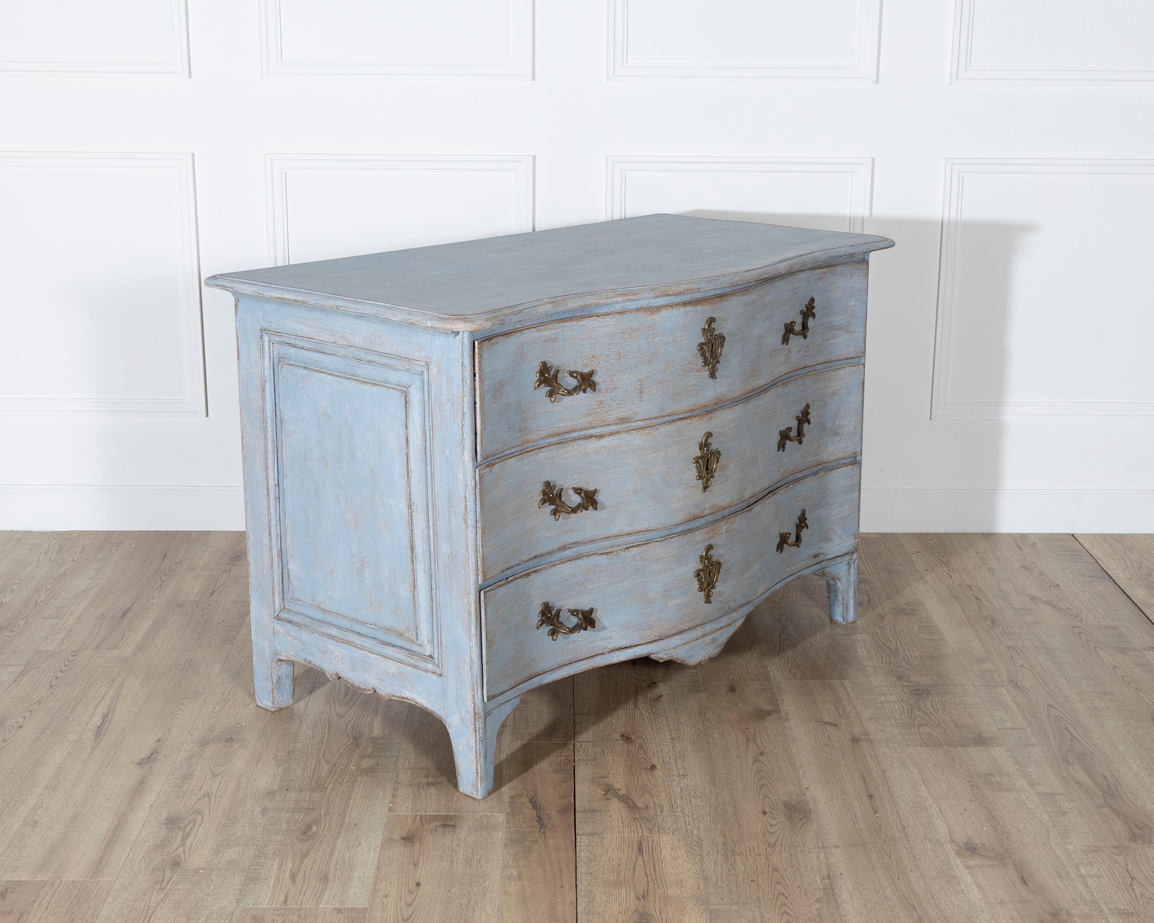 Pine Swedish Rococo Chest of Drawers with Original Hardware, circa 1760–1770 For Sale