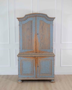 Early 19th Century Rococo Cabinet with Reeded Top Doors
