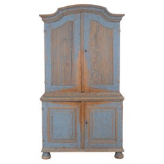 Early 19th Century Rococo Cabinet with Reeded Top Doors