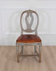 Sedia svedese in stile gustaviano del XVIII secolo con verniciatura originale e seduta in pelle