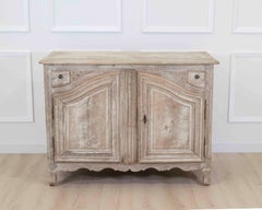Early 18th Century Bleached Oak Hunting Sideboard