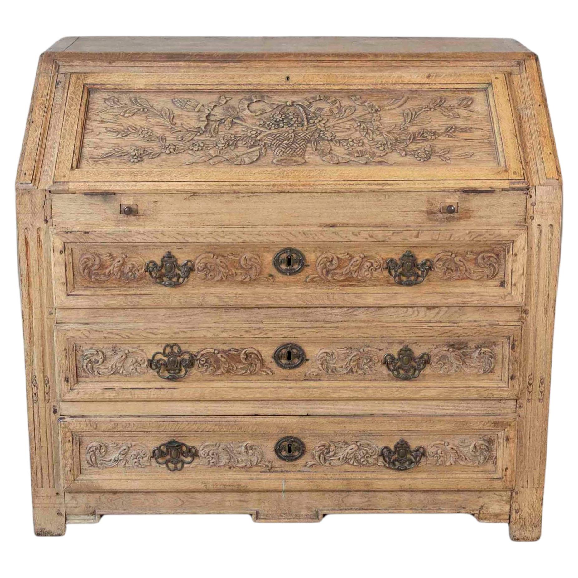 French Louis XVI Period Carved Oak Slant-Front Secretary Desk, Liège, Late 18th