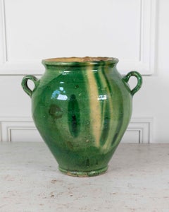 Cazuela francesa del siglo XIX para confitar, con esmalte salpicado en tonos verdes y amarillos