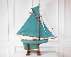 English 20th Century 'Kangaroo' Carved Wood Gaff Cutter Pond Yacht