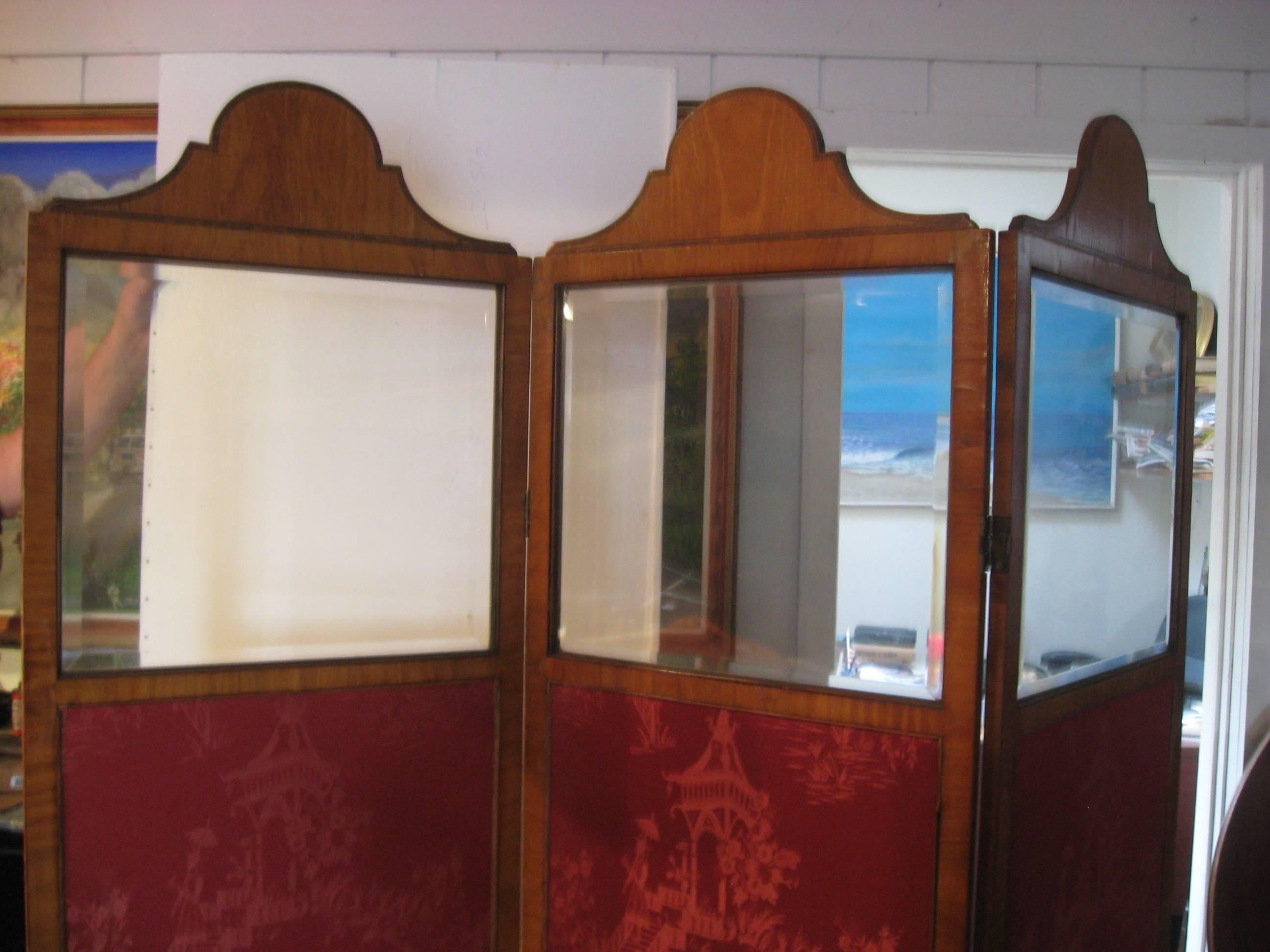 Edwardian Satinwood Folding Screen In Good Condition For Sale In Water Mill, NY