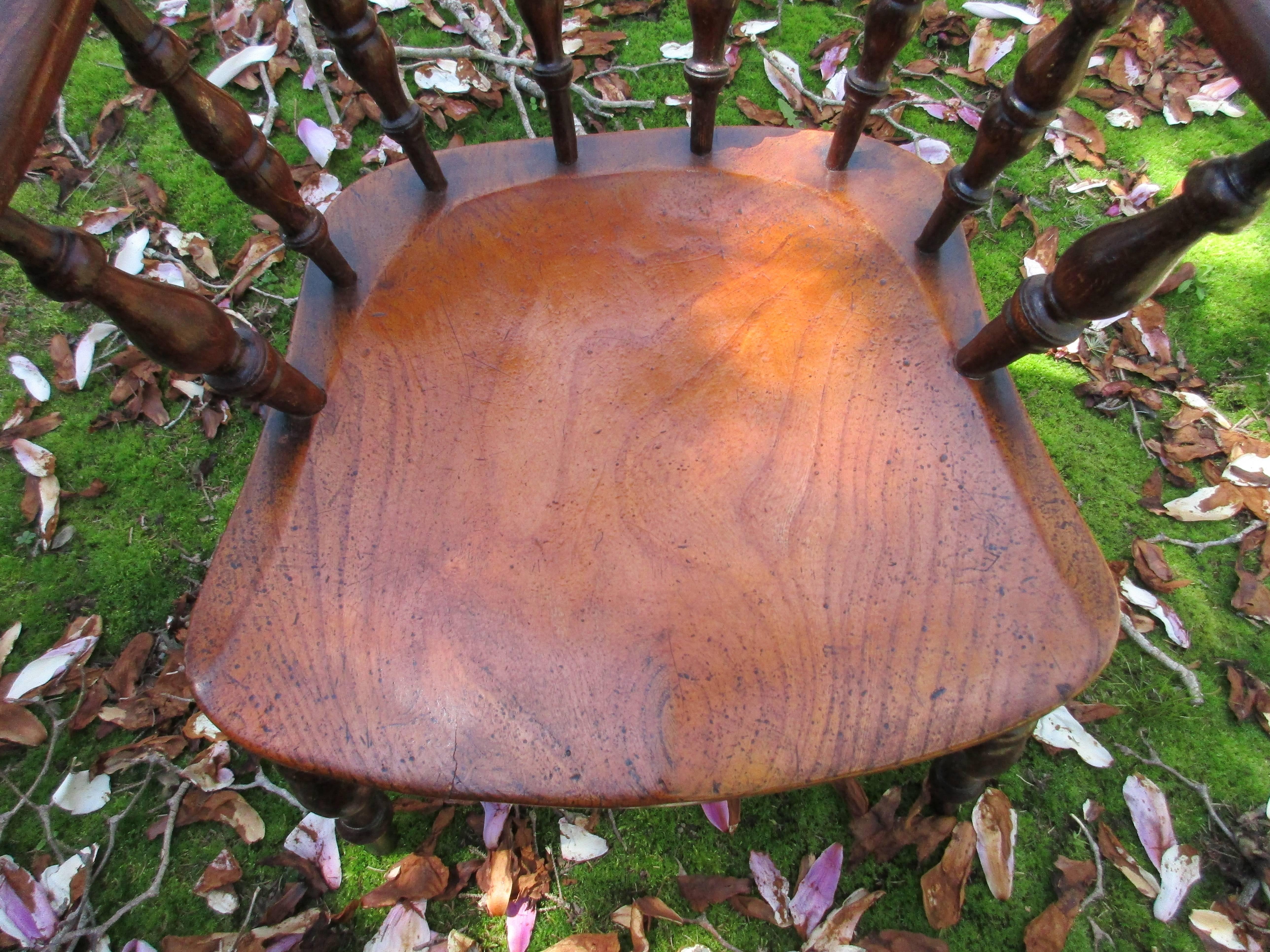 Wood Antique Set of Five English Elmwood Windsor Chairs
