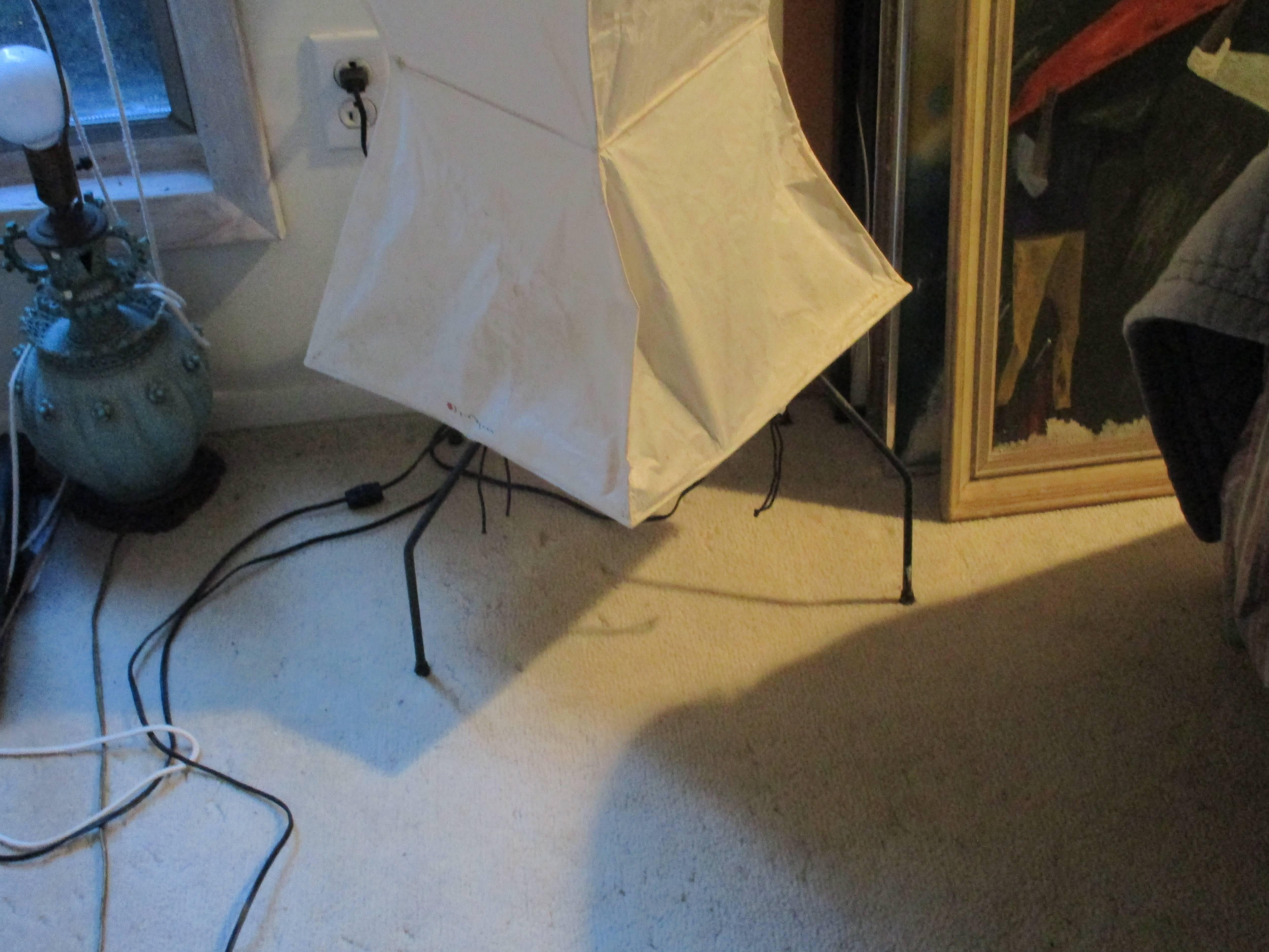 noguchi standing lamp