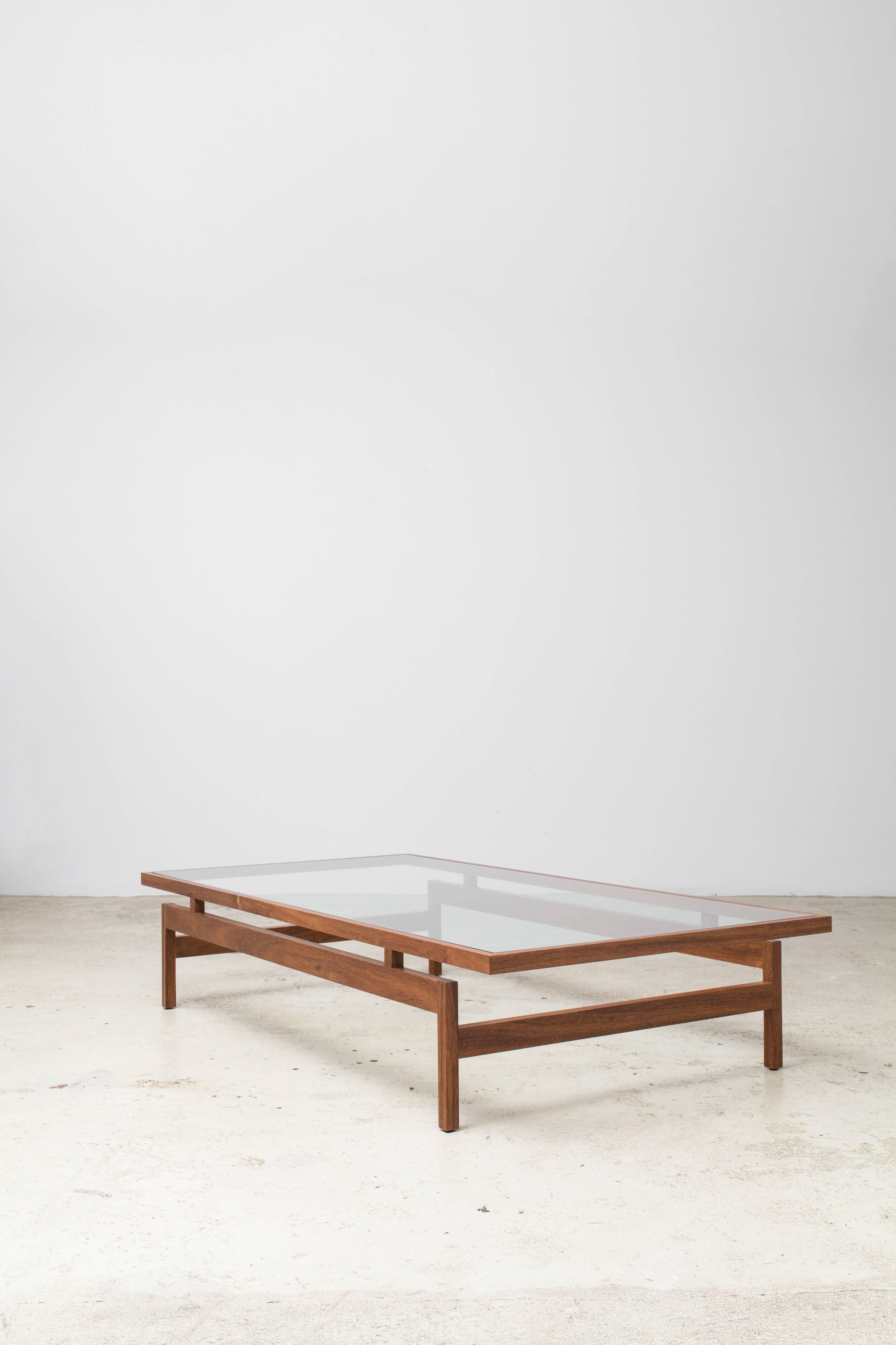 Mid-20th Century Duas Cores Coffee Table by Branco & Preto For Sale