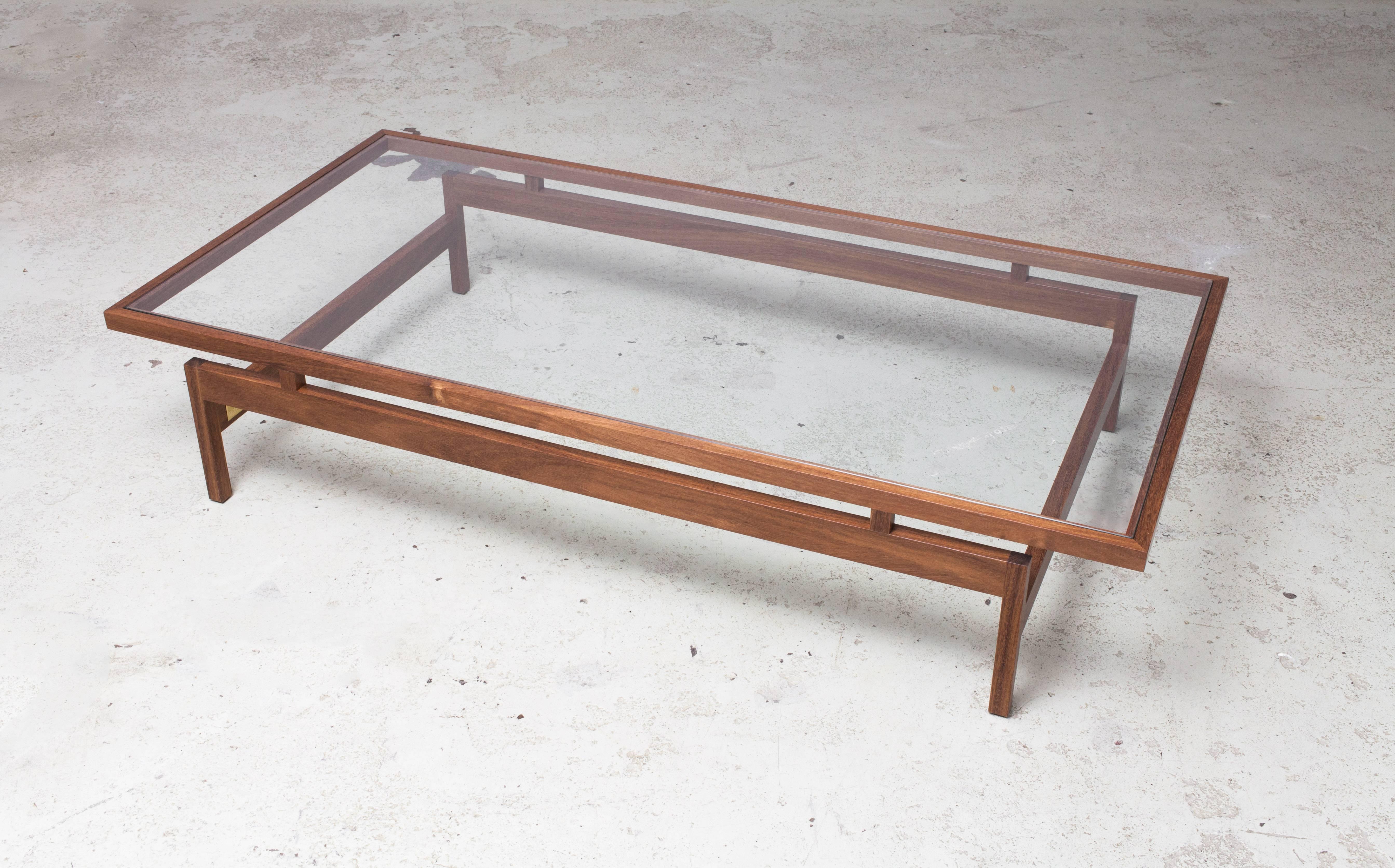 Duas Cores Coffee Table by Branco & Preto For Sale 2