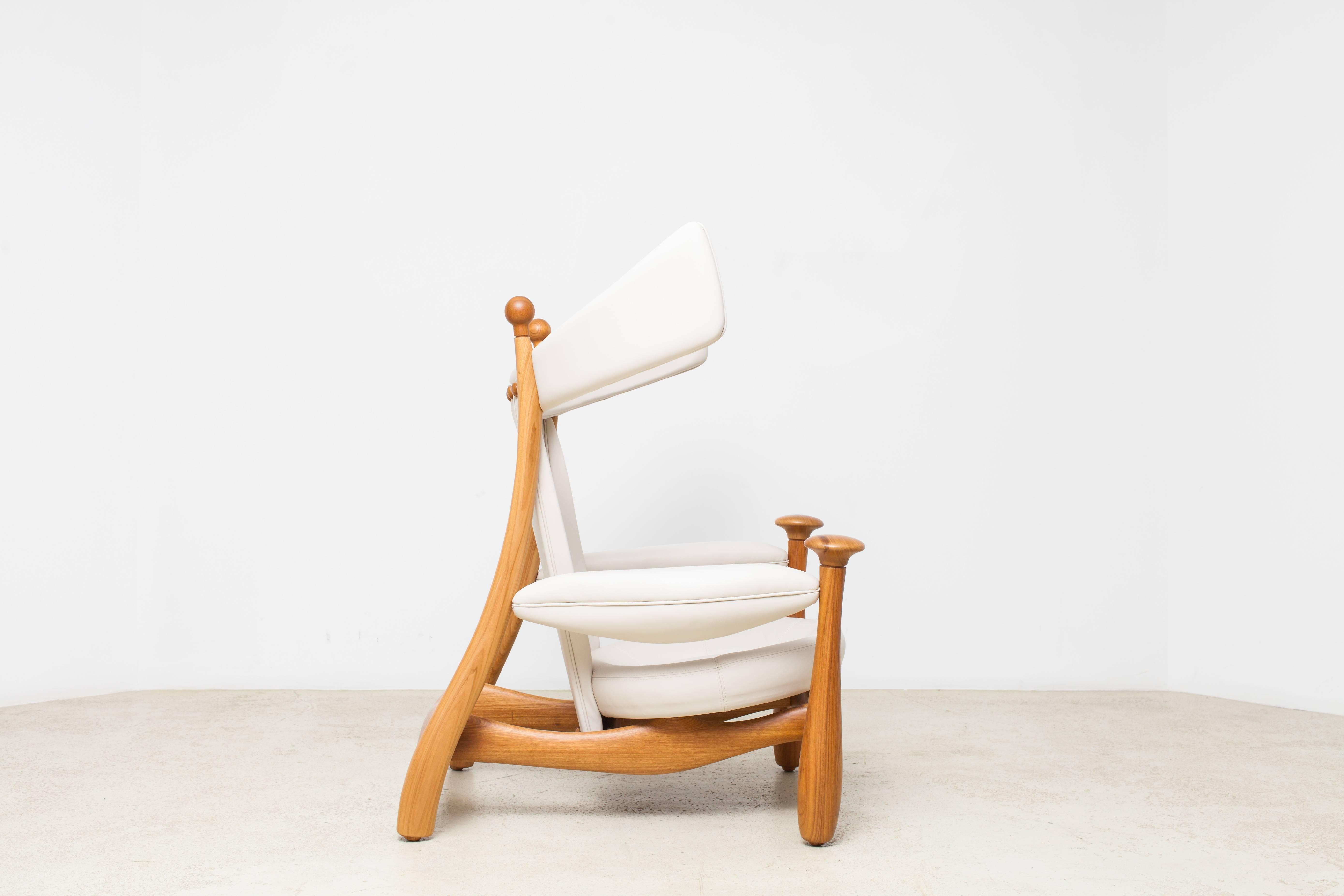 Mid-Century Modern Limited Edition Chifruda Armchair by Sergio Rodrigues For Sale