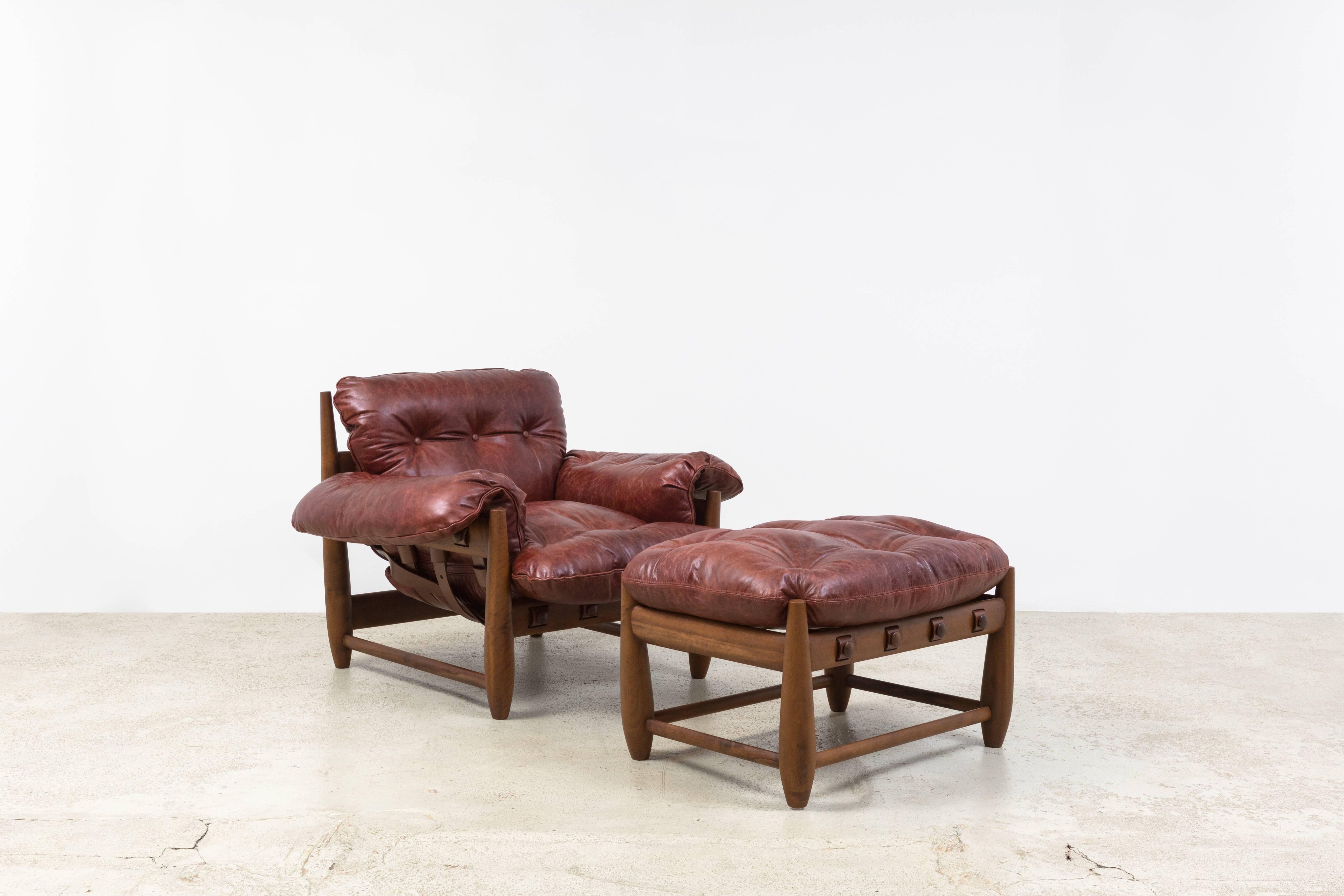 Mid-Century Modern Limited-Edition Mole Armchair and Ottoman by Sergio Rodrigues For Sale