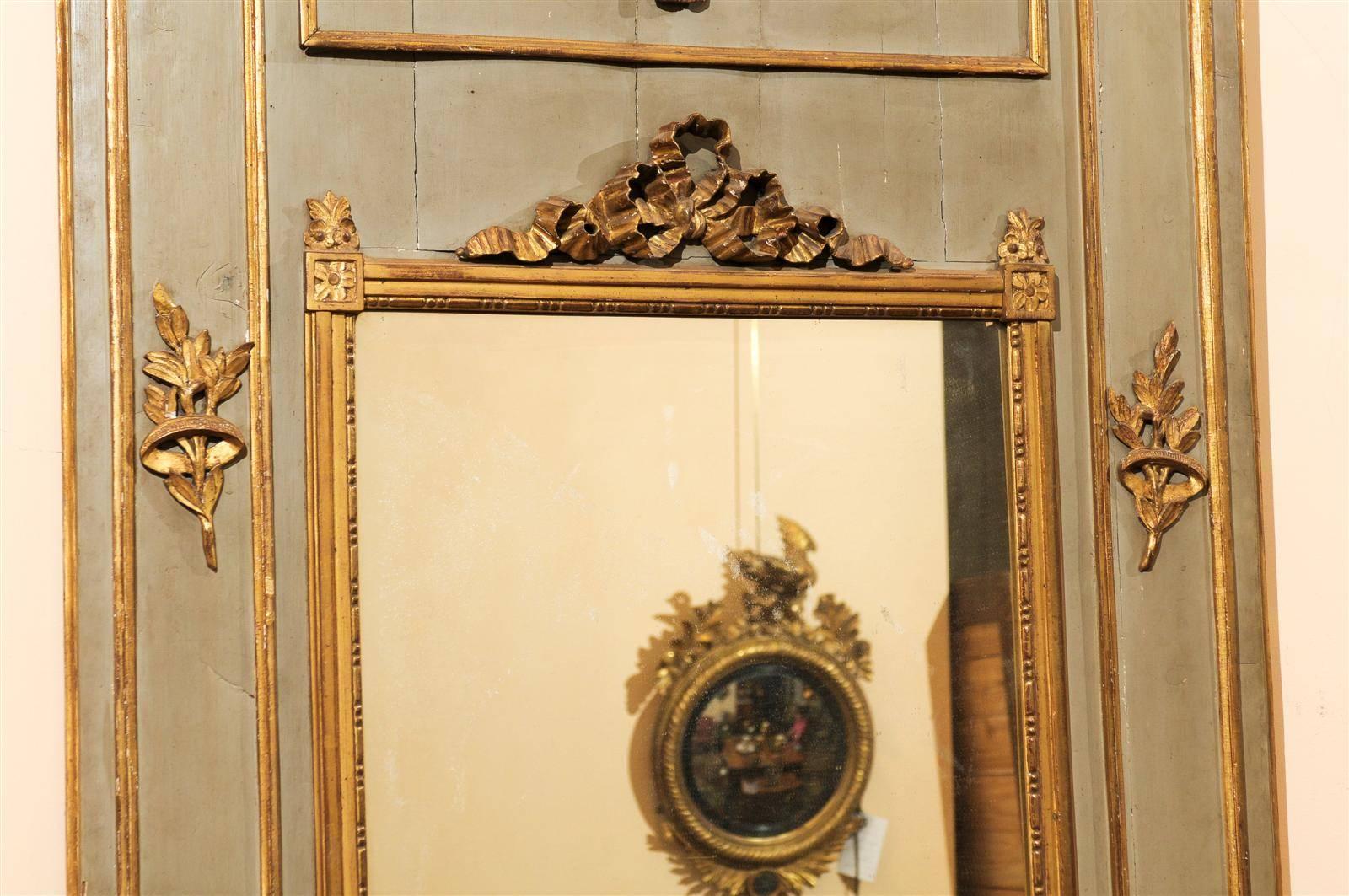Louis XVI Period Painted & Parcel-Gilt Trumeau Mirror with Neoclassical Carvings 1