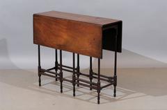 19th Century English Mahogany Spider Leg Drop-Leaf Table