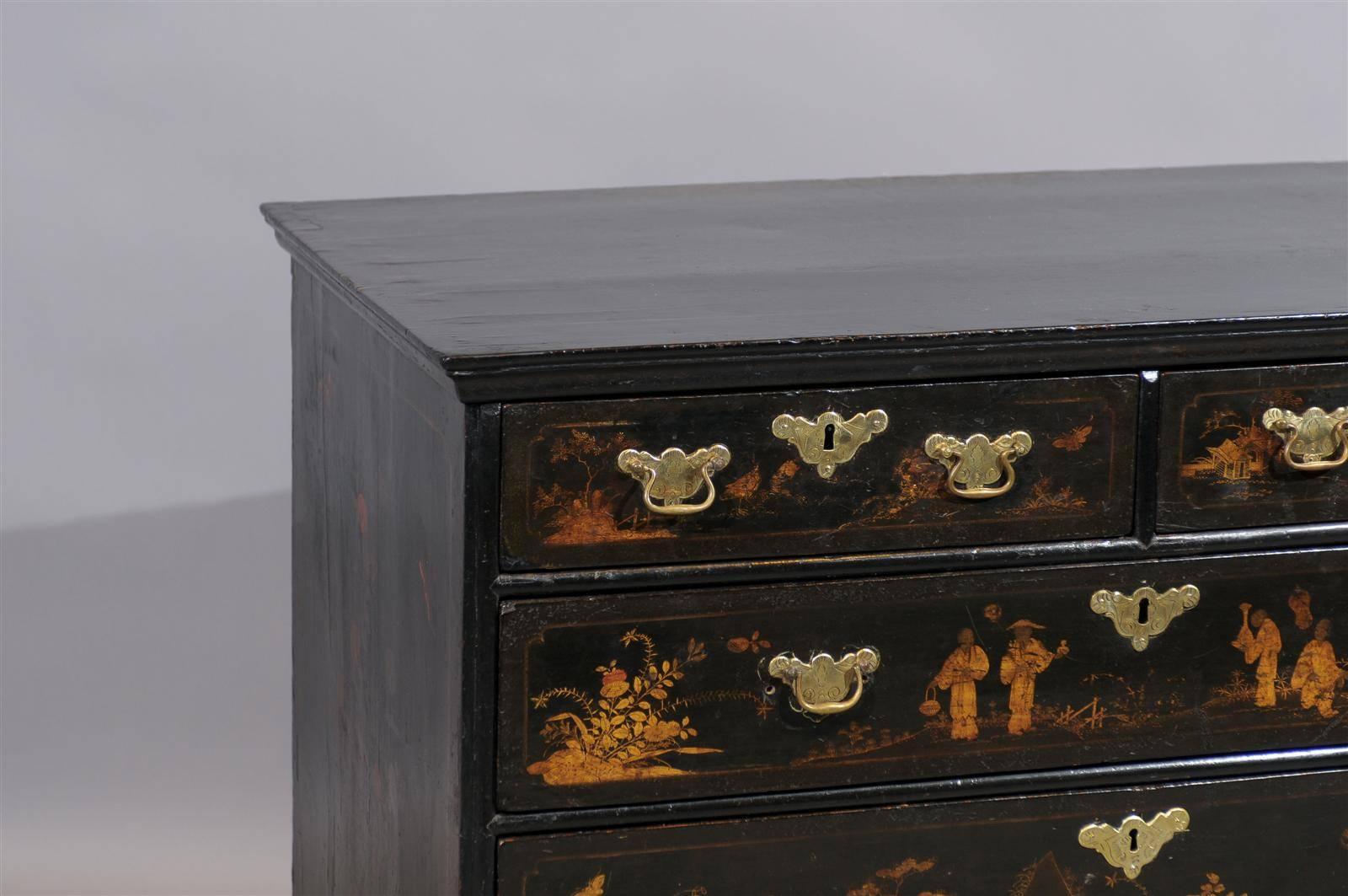18th Century English Chinoiserie Lacquered Chest with Bun Feet and Five Drawers 1