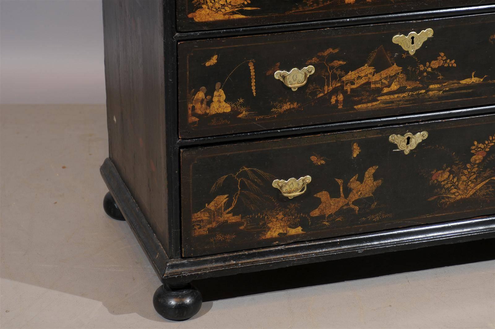 18th Century English Chinoiserie Lacquered Chest with Bun Feet and Five Drawers 6