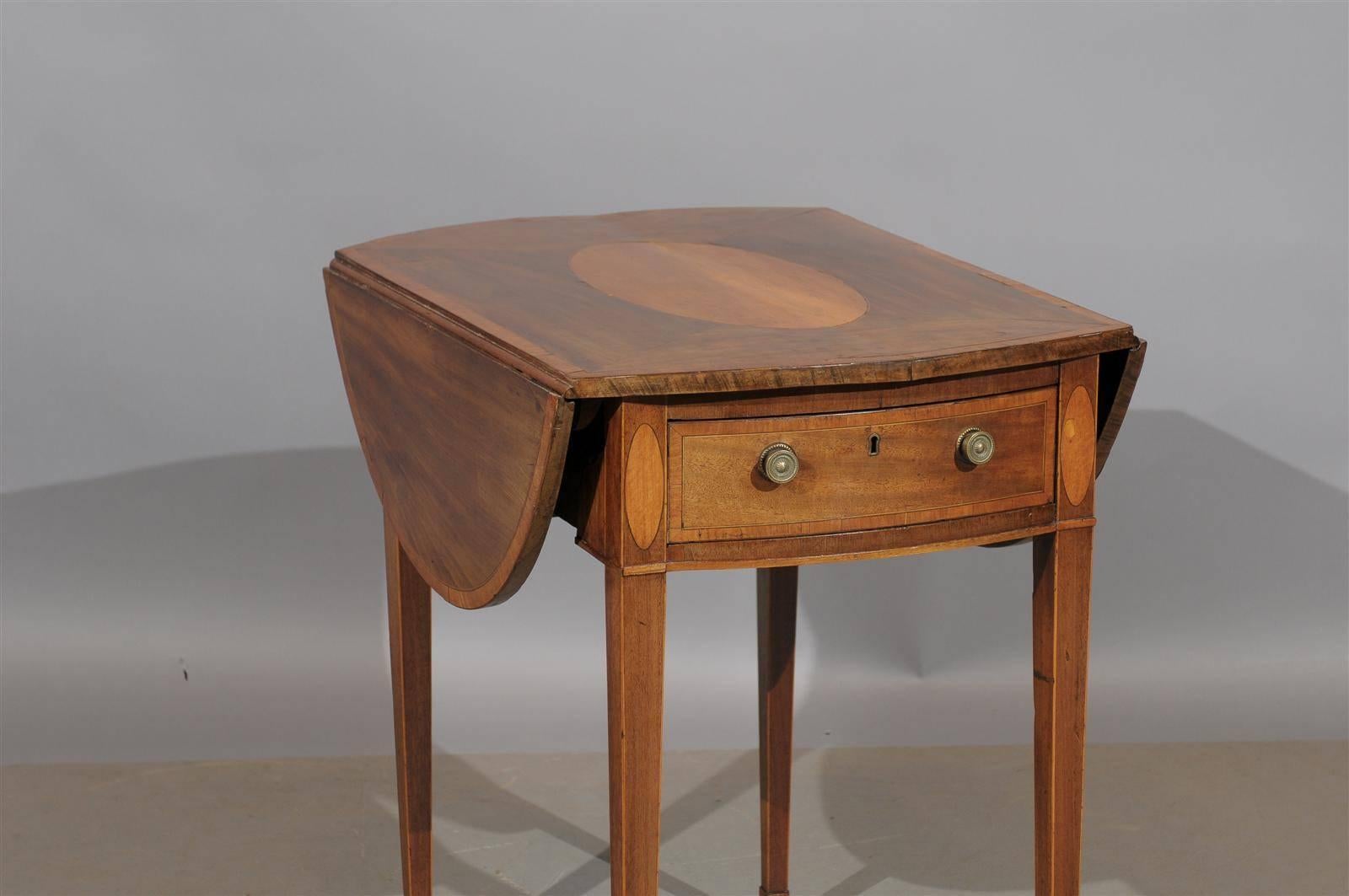 Late 18th Century English George III Mahogany Pembroke with Inlay in Satinwood 1