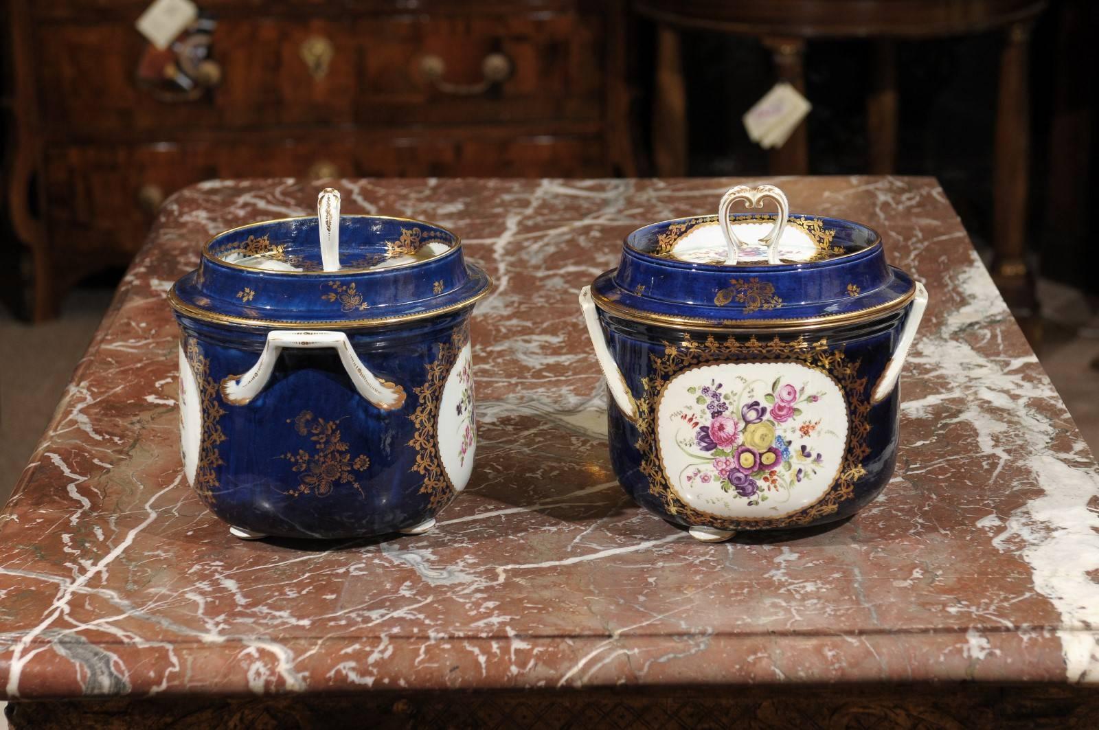 English Pair of Cobalt Blue Worcester Fruit Coolers, England, circa 1780 For Sale