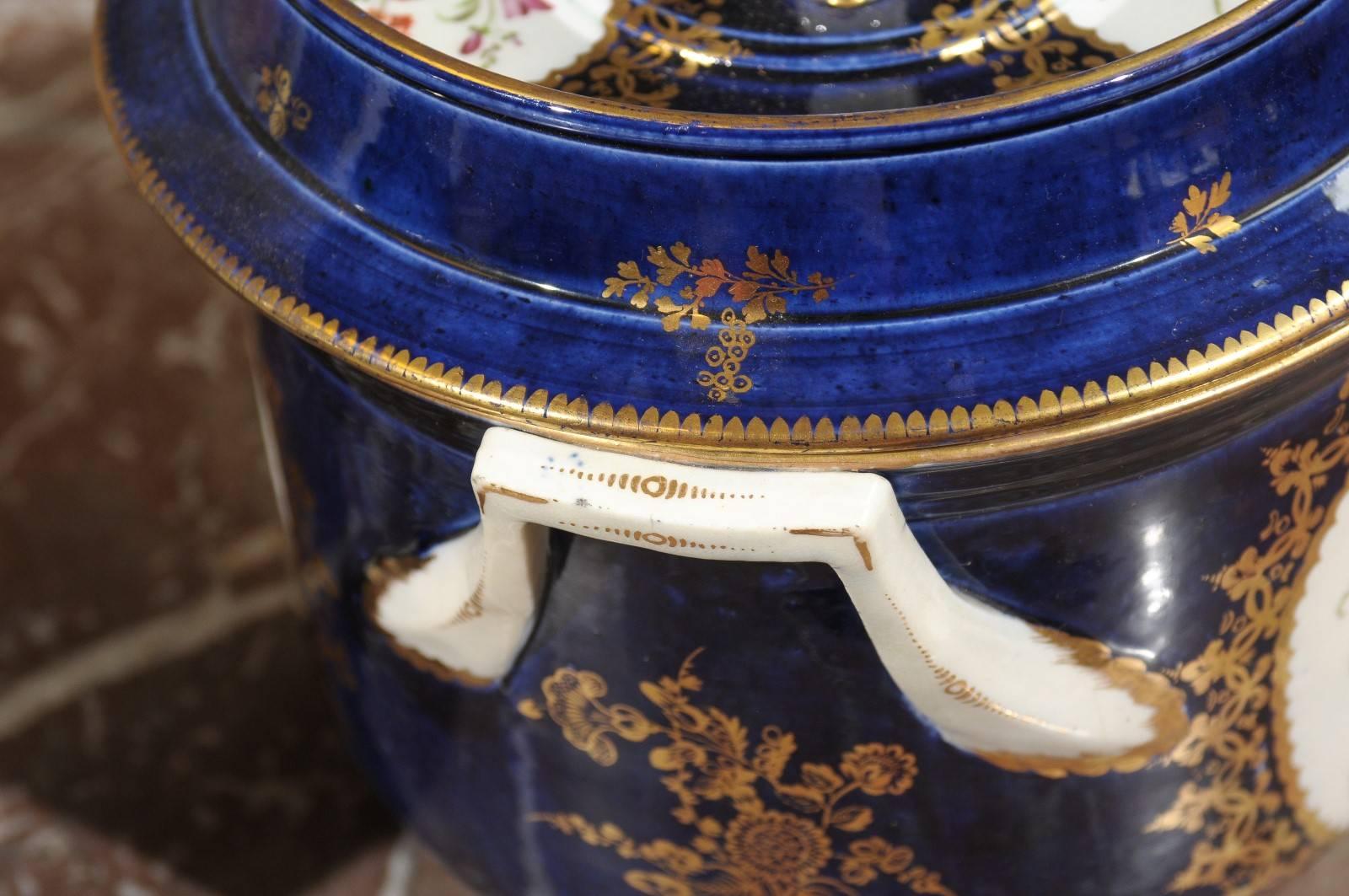 Pair of Cobalt Blue Worcester Fruit Coolers, England, circa 1780 For Sale 1