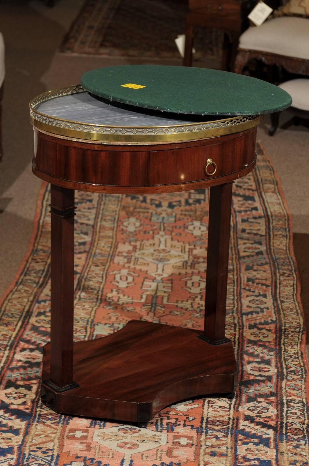 19th Century French Empire Mahogany Oval Table with Marble Top and Gallery 4