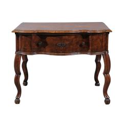 18th Century Italian Walnut Console Table with Serpentine Form 18th Century Italian Walnut Console Table with Serpentine Form