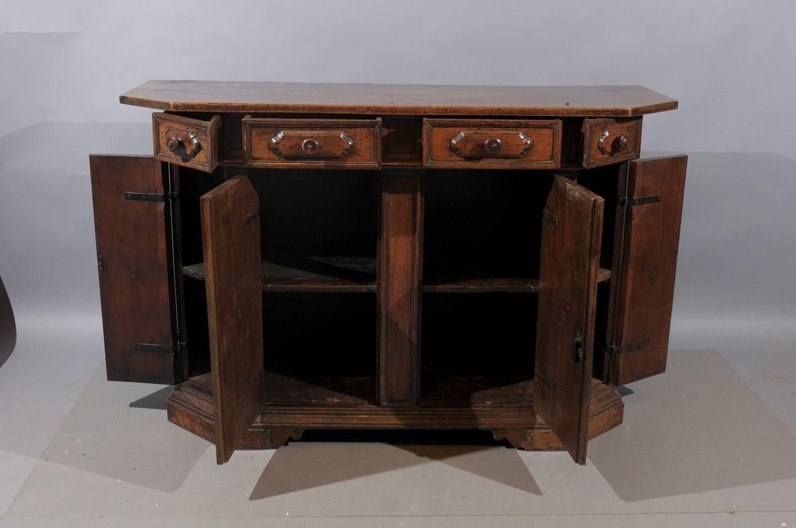17th Century Walnut Credenza with Four Drawers and Cabinet Doors, Italy In Excellent Condition In Atlanta, GA