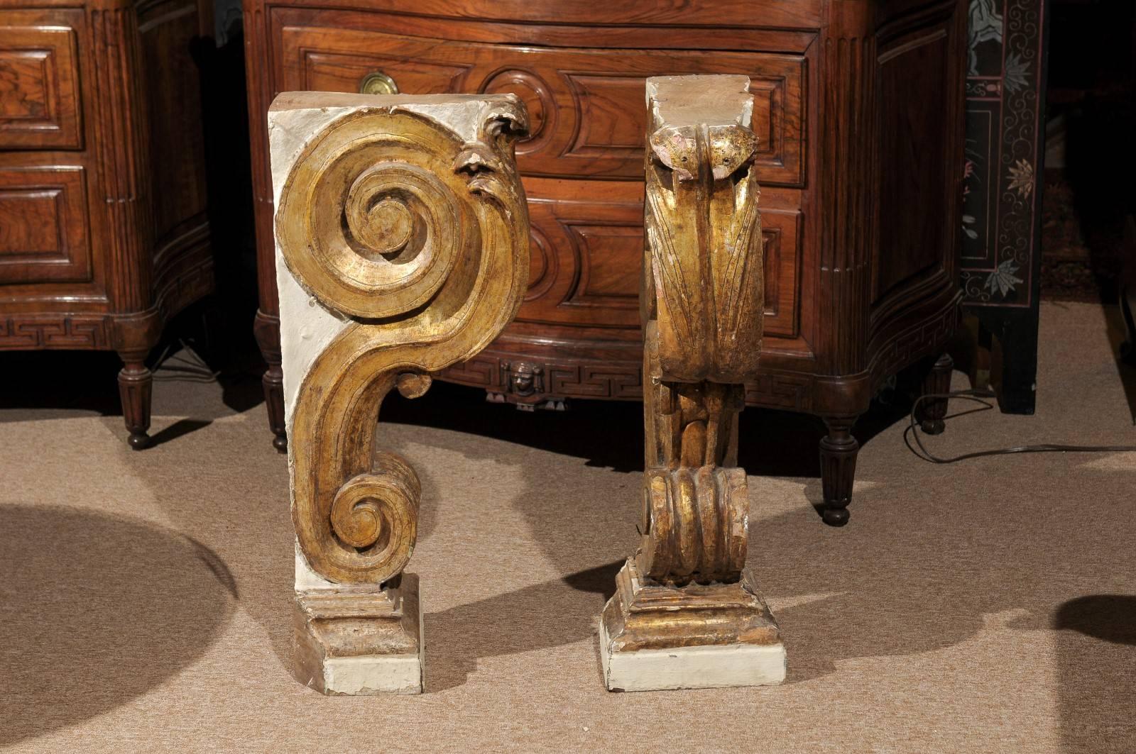 Pair of Large 19th Century Italian Painted and Parcel-Gilt Brackets 3