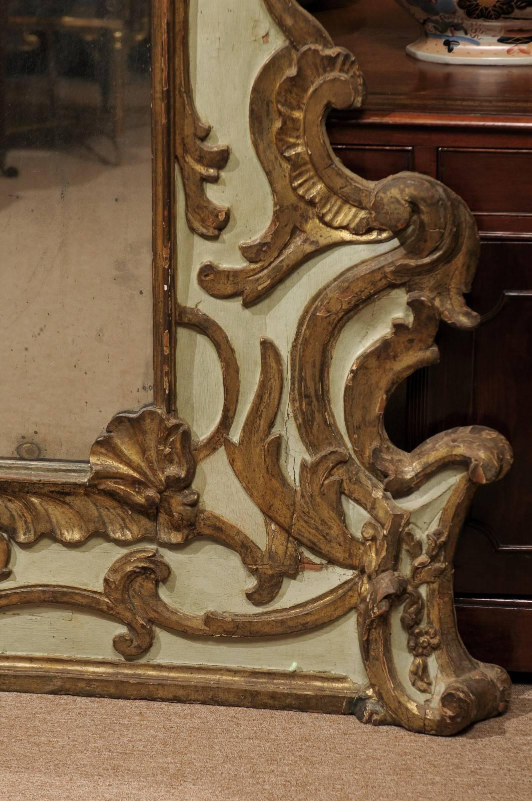 Carved 18th Century Venetian Painted and Parcel Gilt Mirror, Rococo Period 2