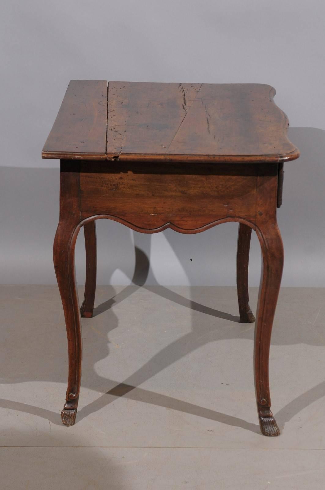 18th Century French Louis XV Walnut Table with Drawer and Hoof Feet 1