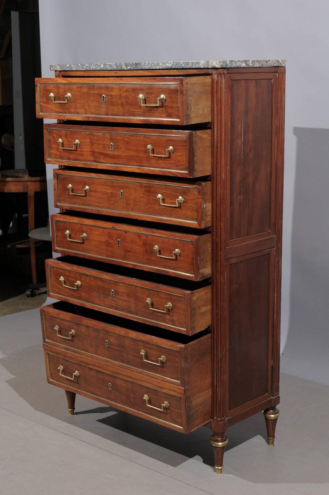 Louis XVI Mahogany Semanier with Grey Marble Top and Six Drawers, France In Excellent Condition In Atlanta, GA
